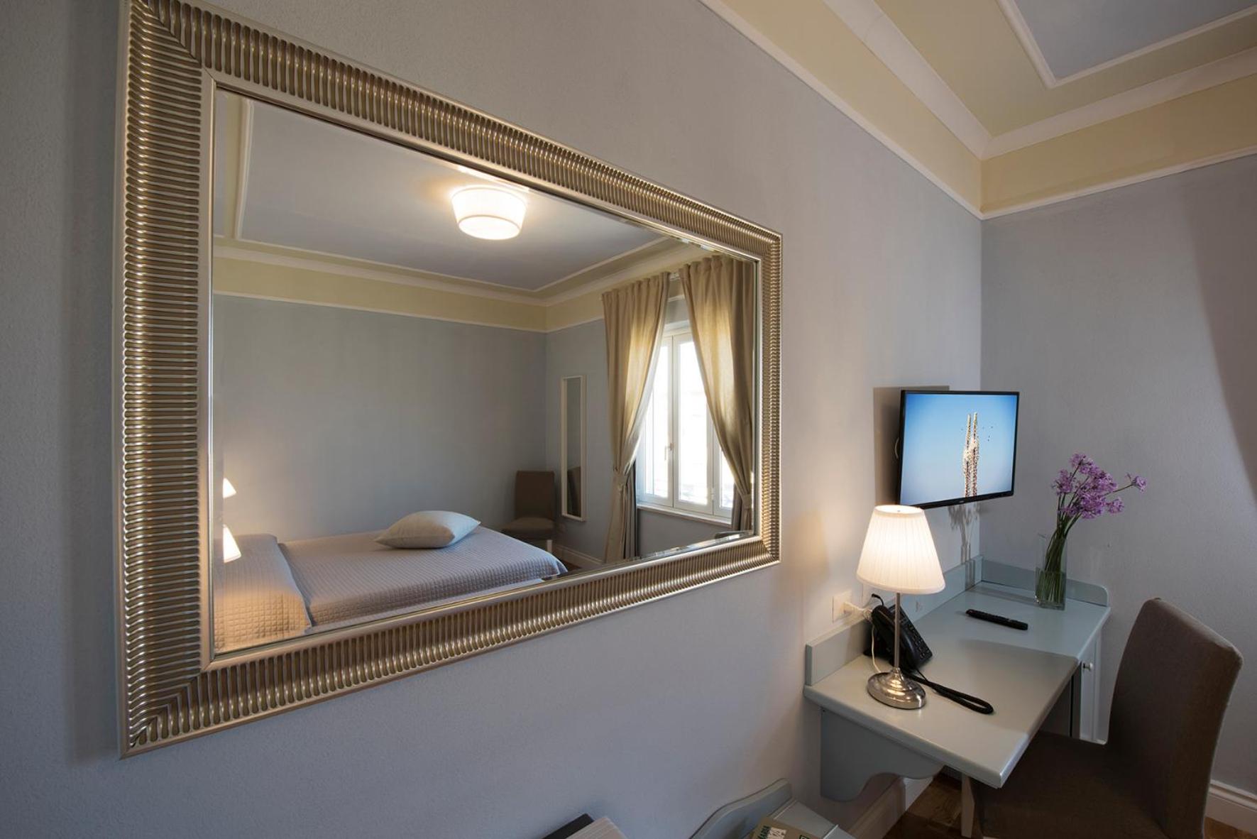 Aquae Sinis Laguna en Càbras — hotel room