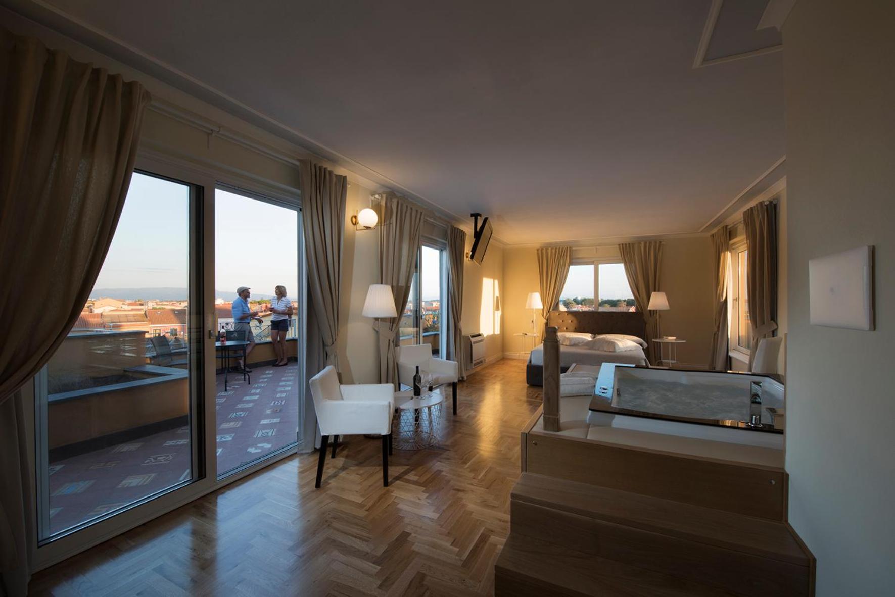 Aquae Sinis Laguna en Càbras — hotel room