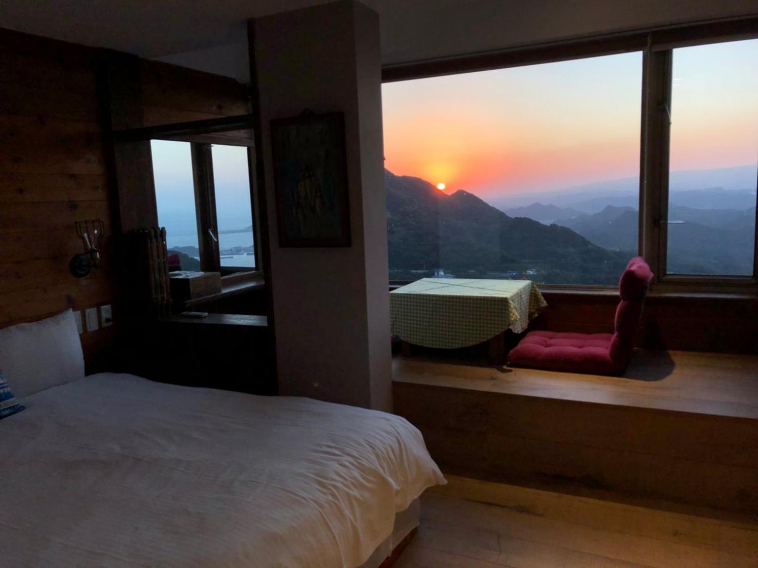Jiufen HappyLand B&B
