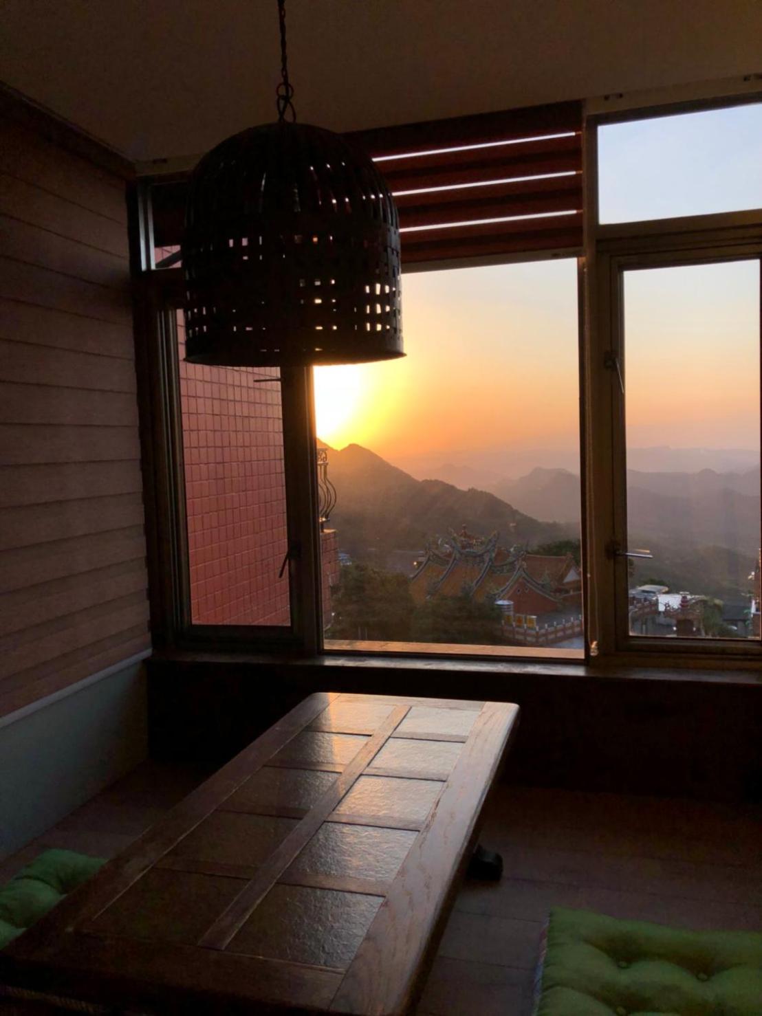Jiufen HappyLand B&B