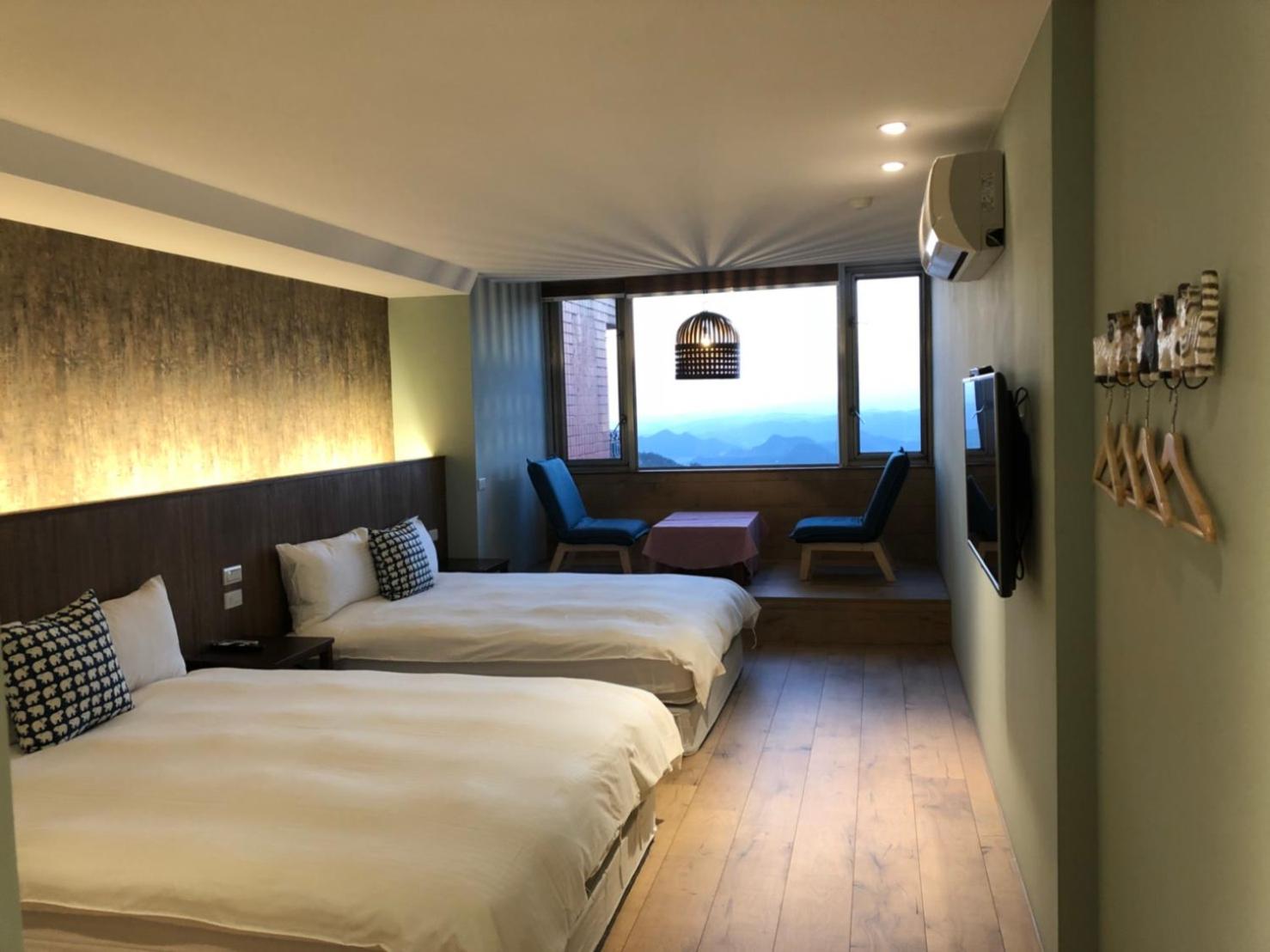 Jiufen HappyLand B&B