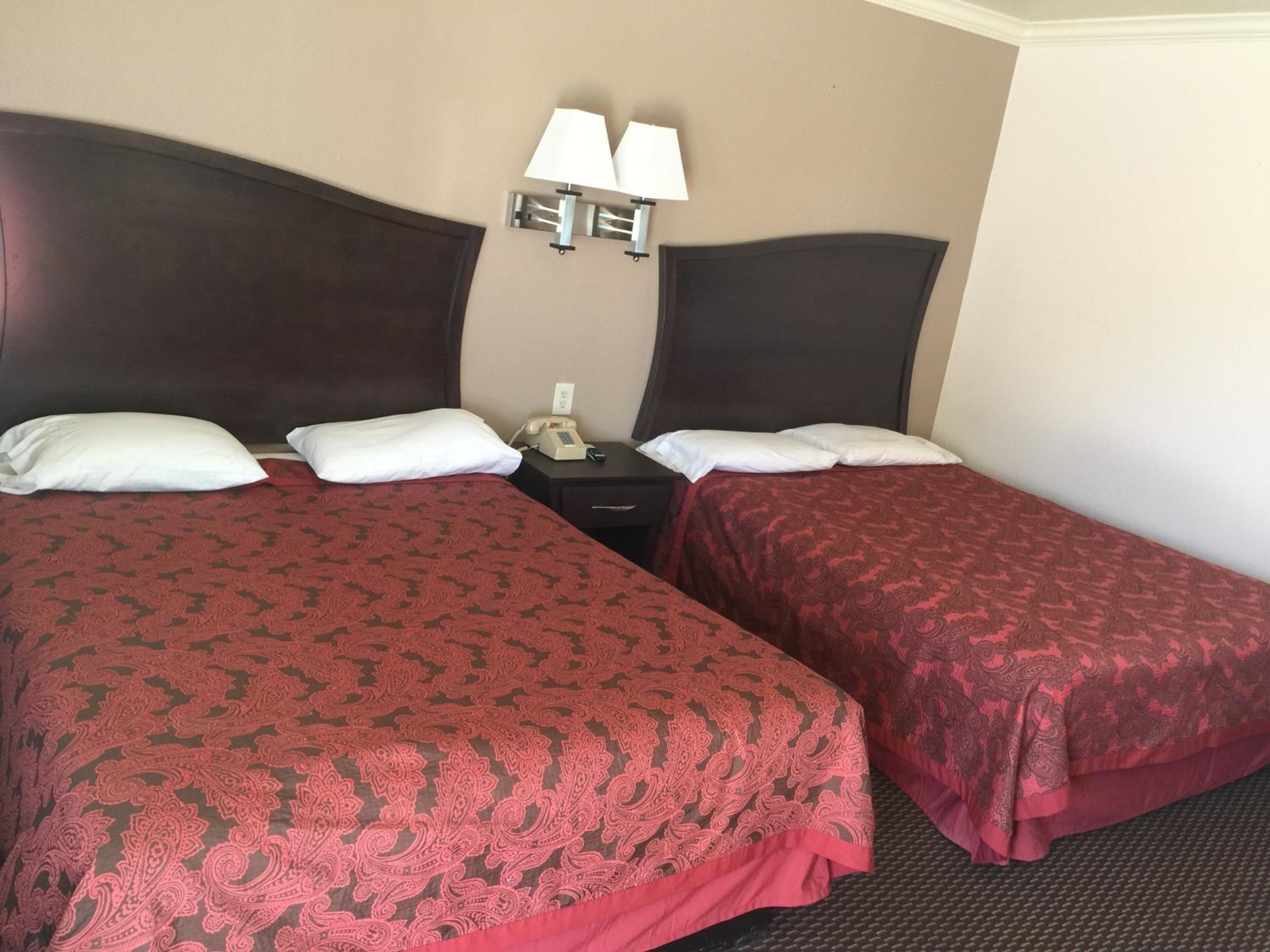 Portal Motel view 2