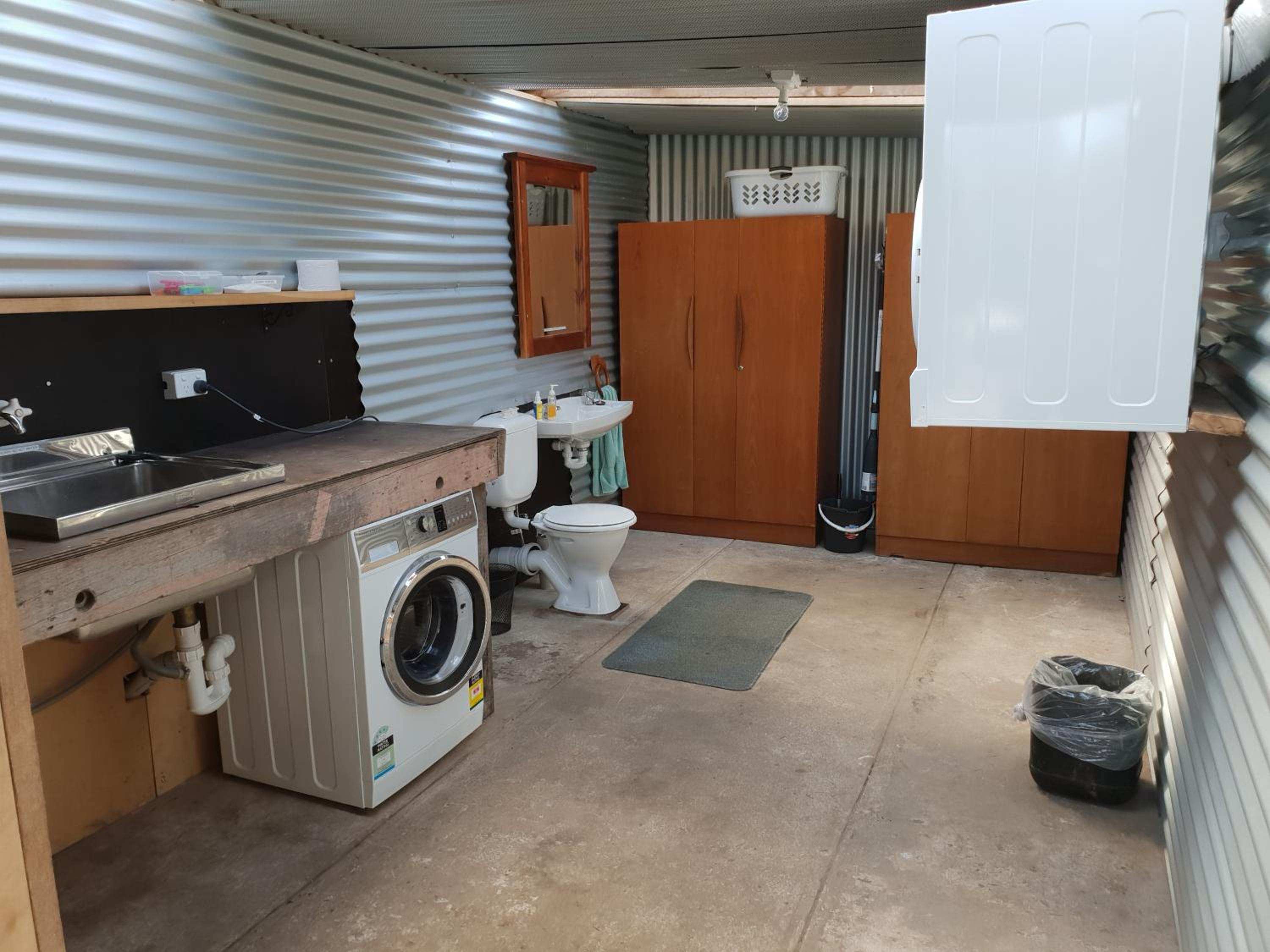 Tullah HideAway