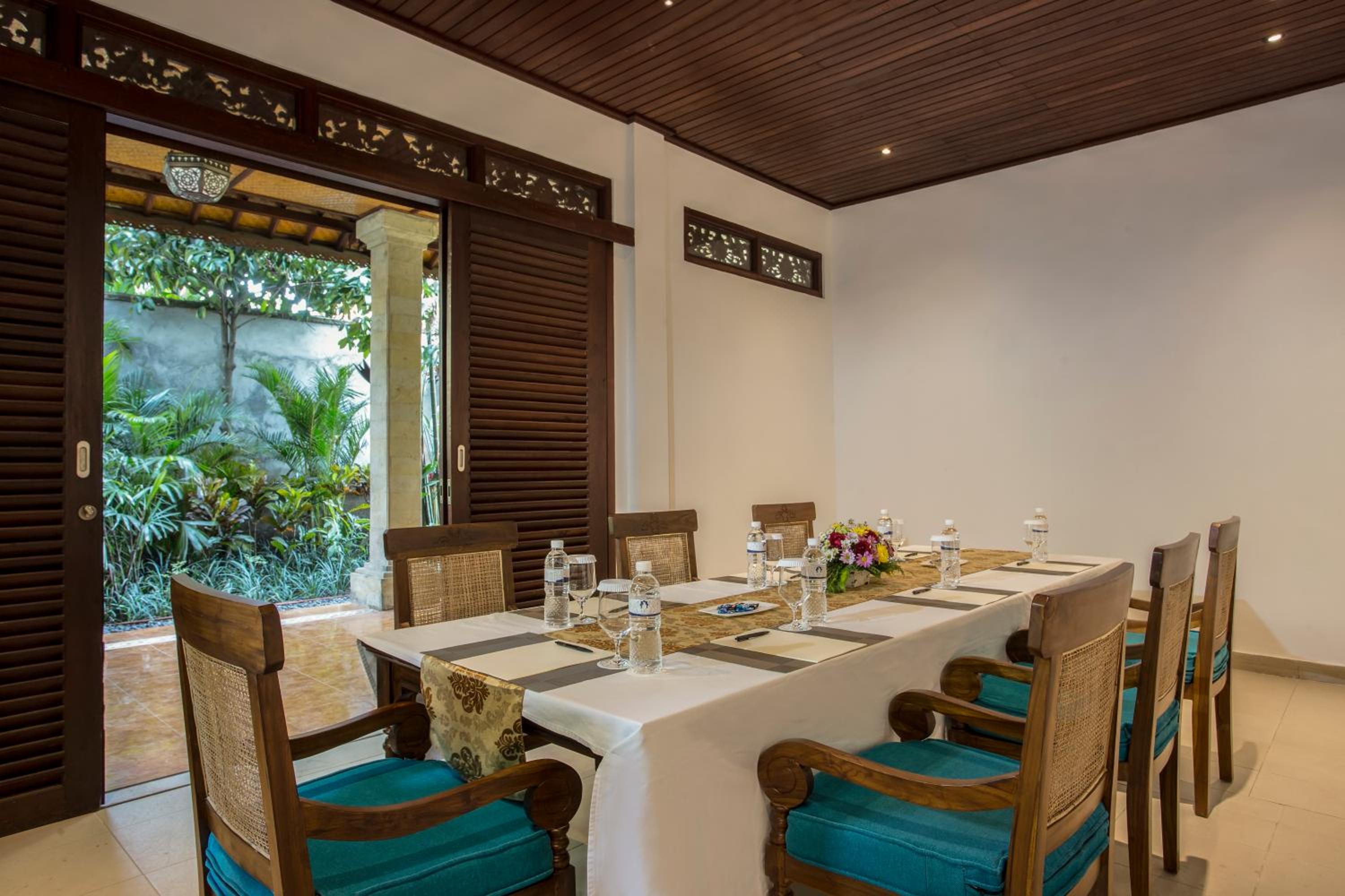 Dwaraka The Royal Villas