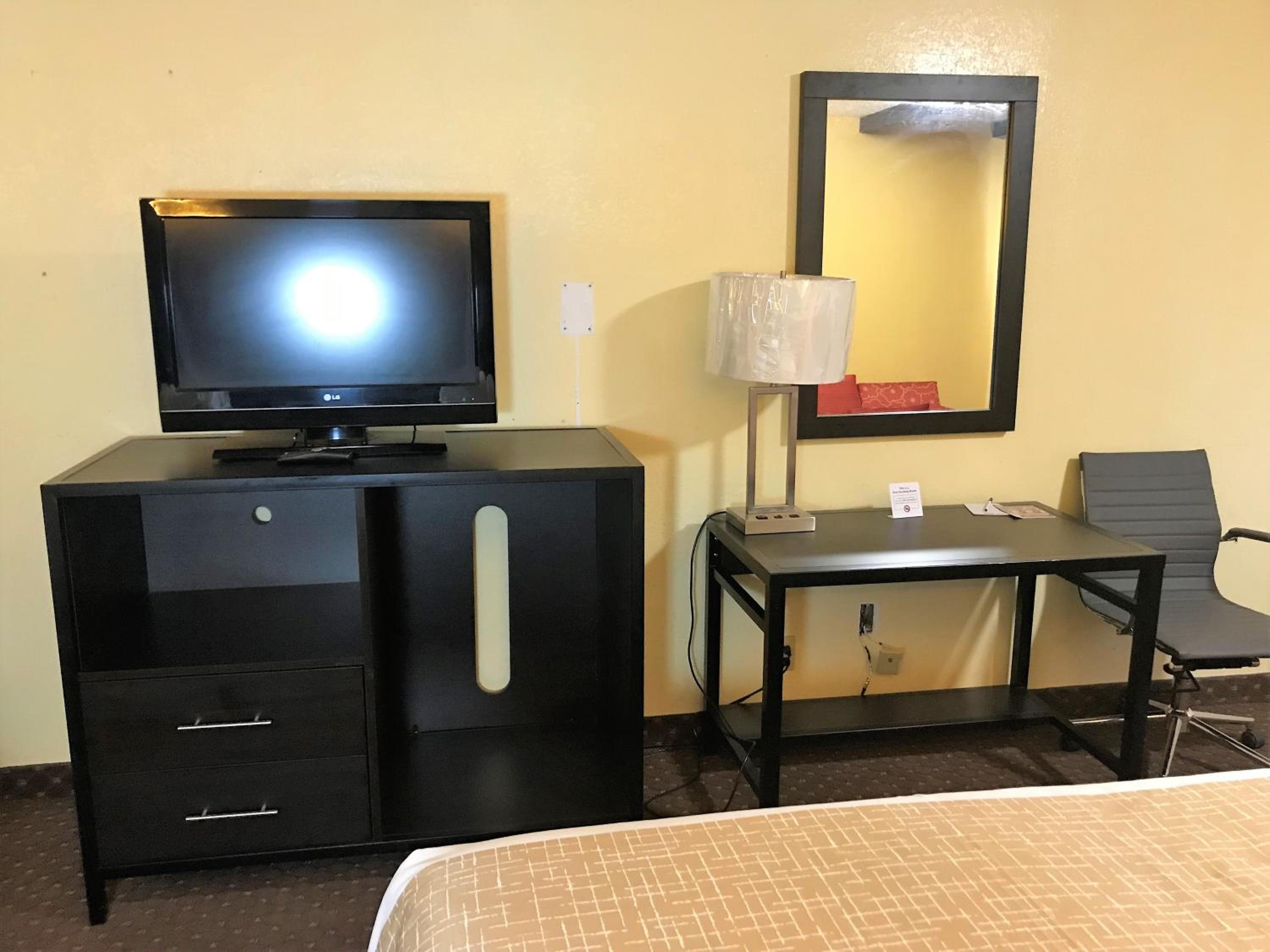 Travelodge by Wyndham New Braunfels view 3