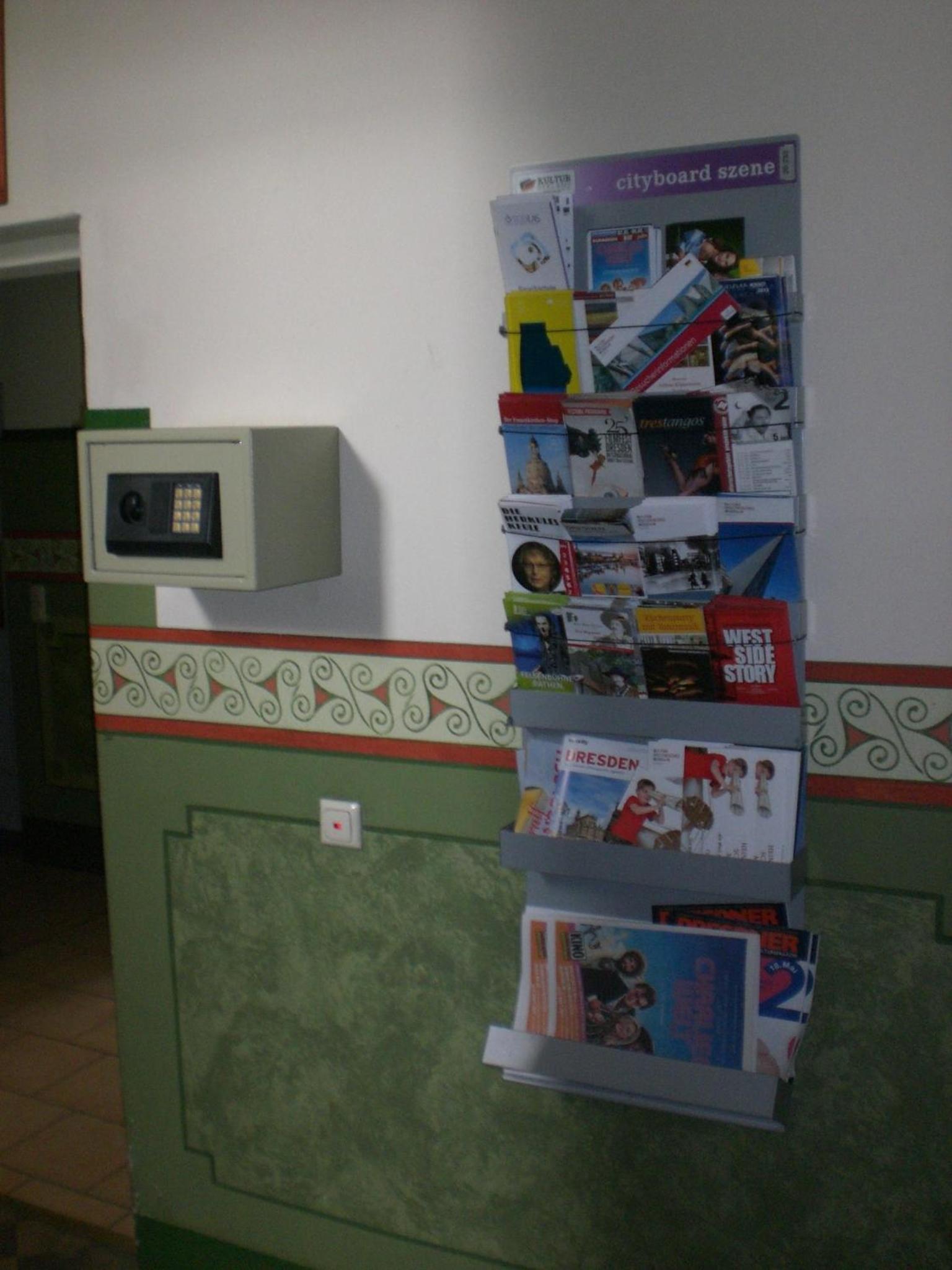 Photo 19
