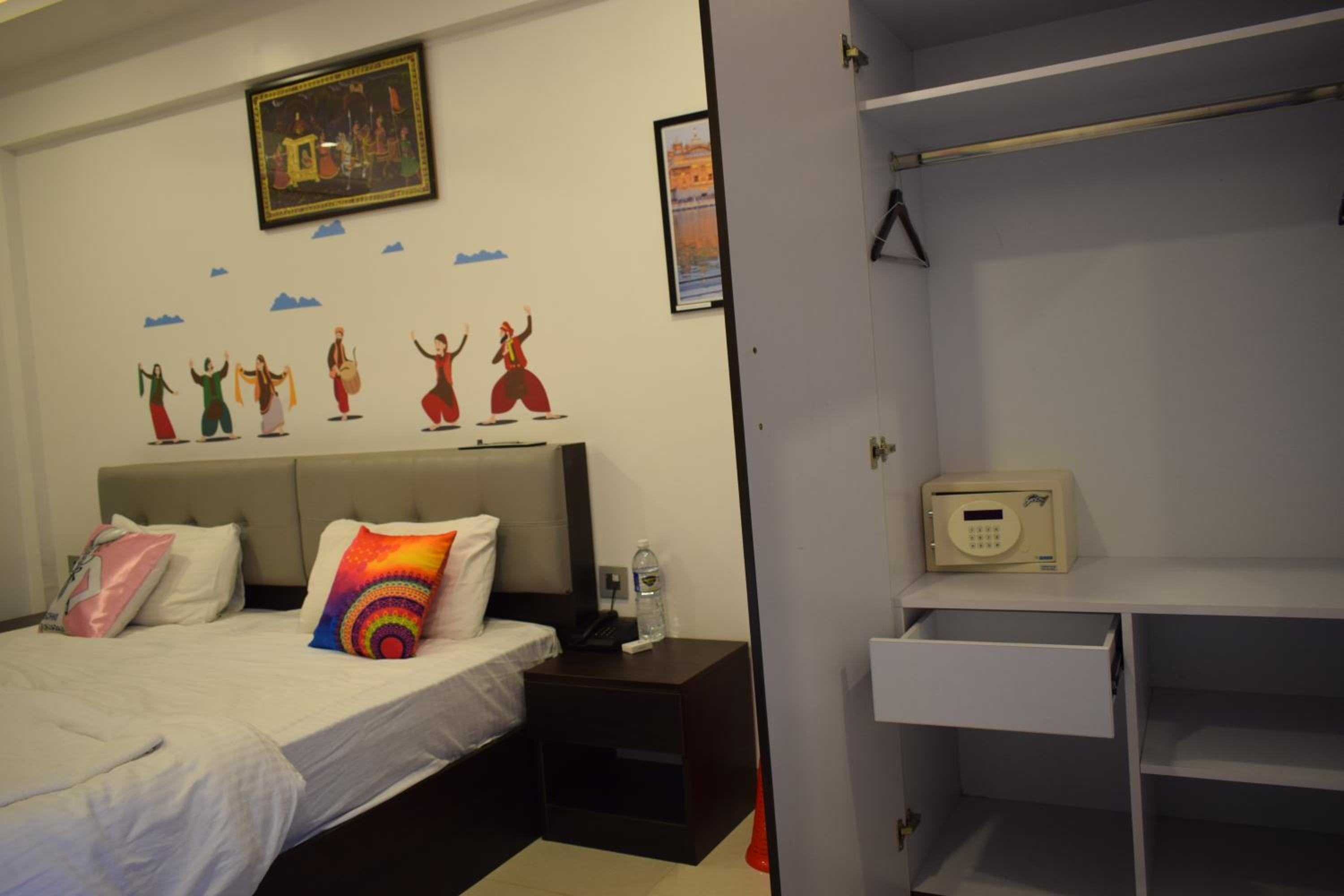 Athi Resorts