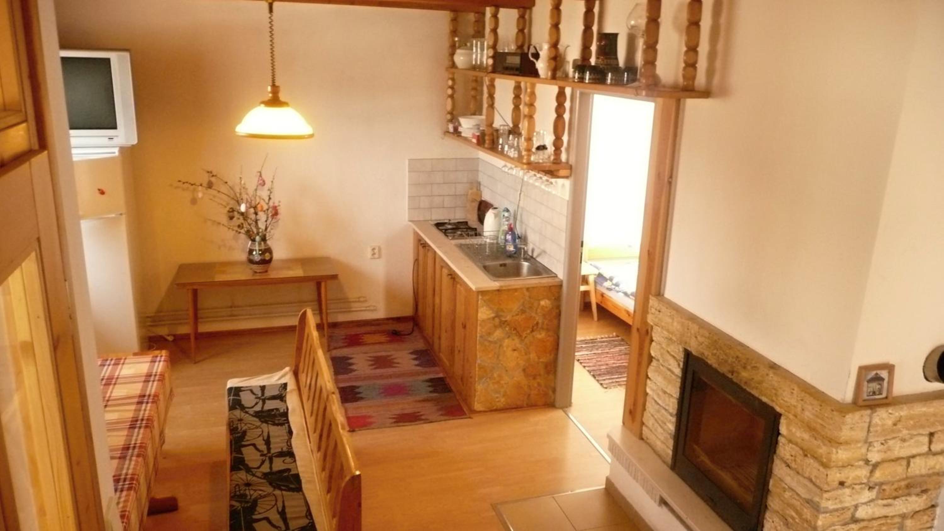 Photo 9