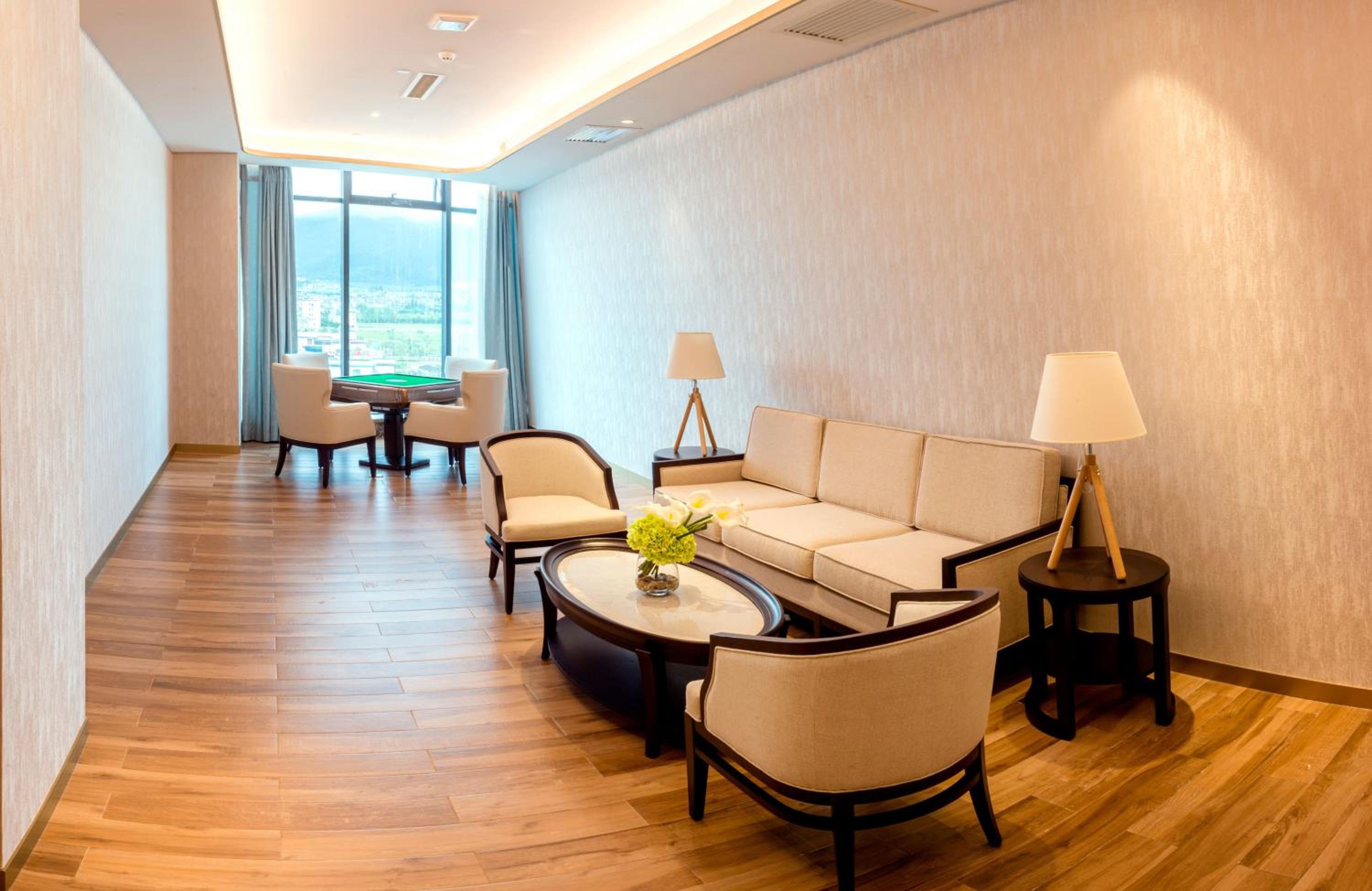 Ramada Plaza Fuxian Lake