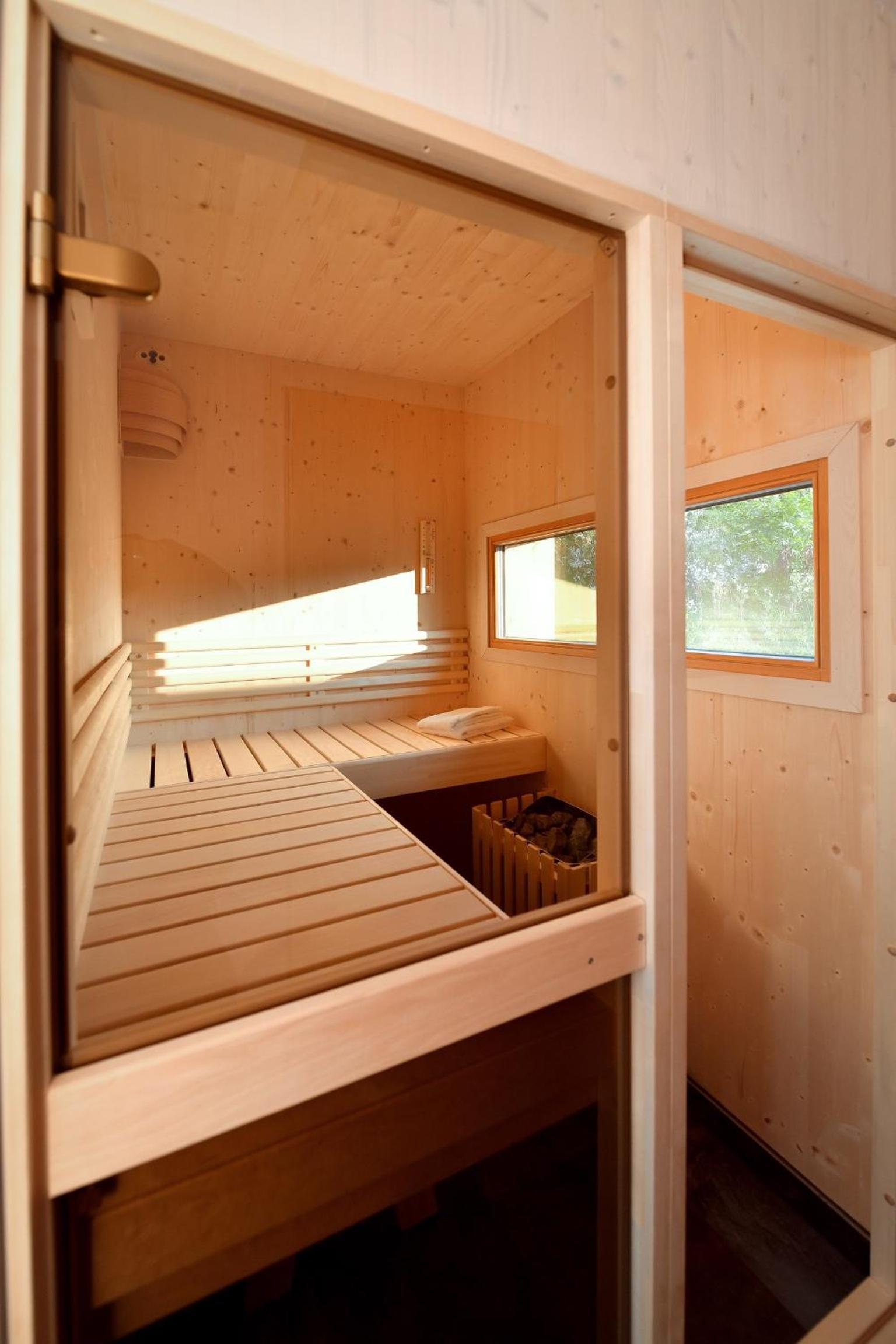 roo'n Lodges#KOLM