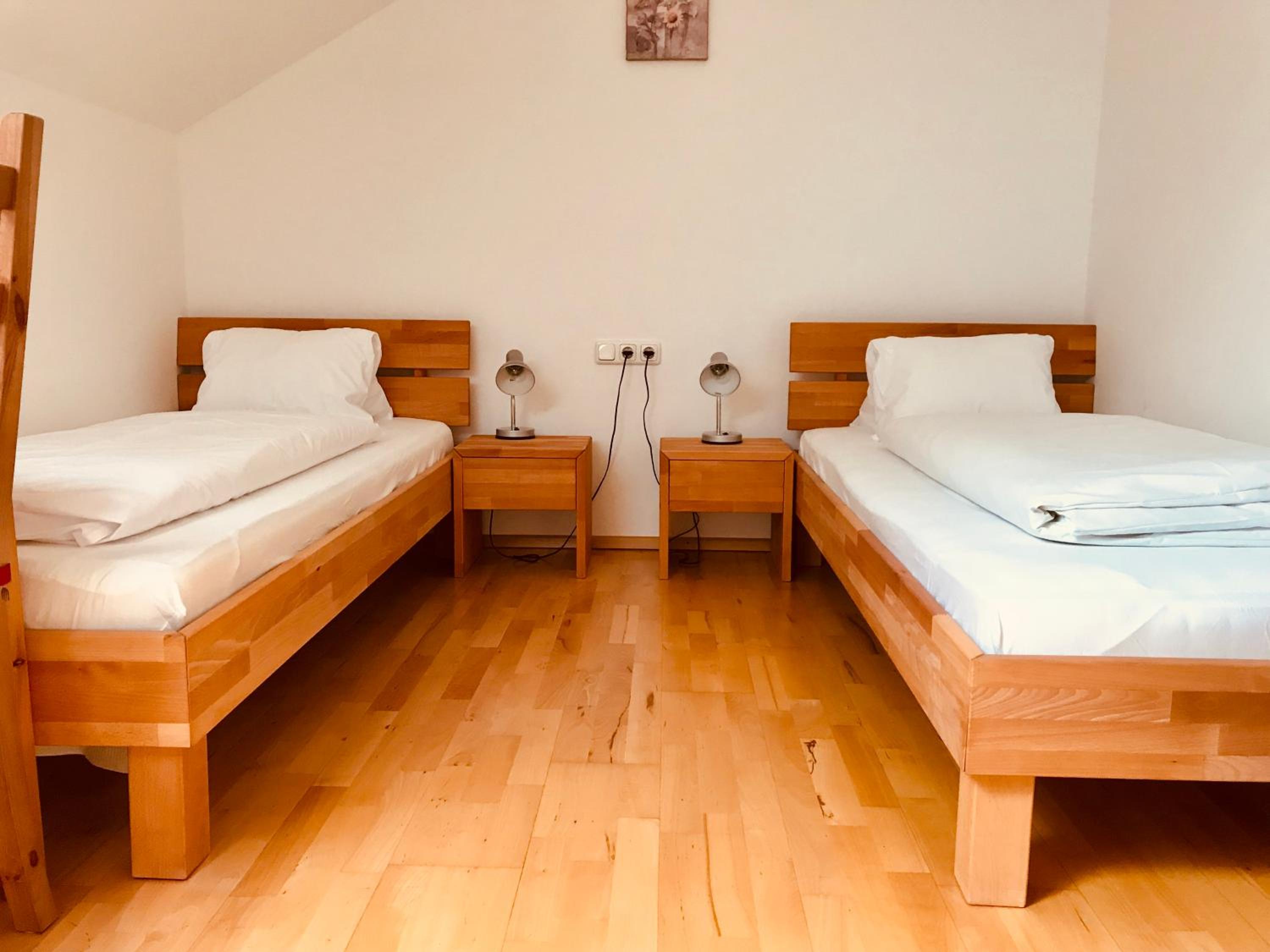 Sonnenblumenhof - Zimmer & Apartments