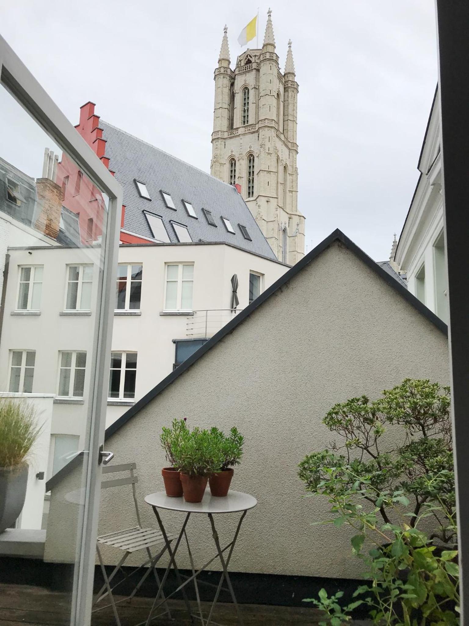 Duplex in historical Ghent