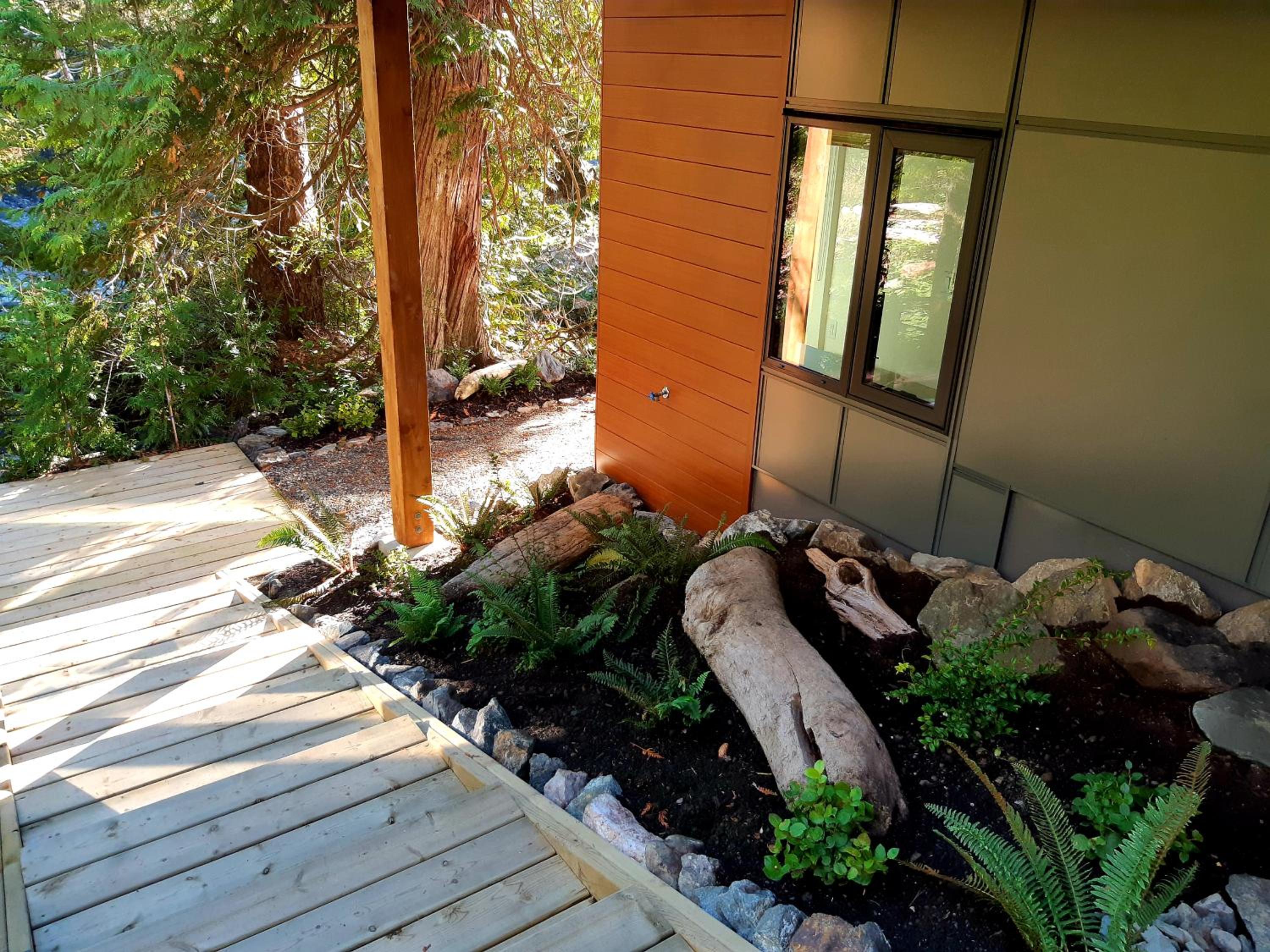 Storm Cove Suites