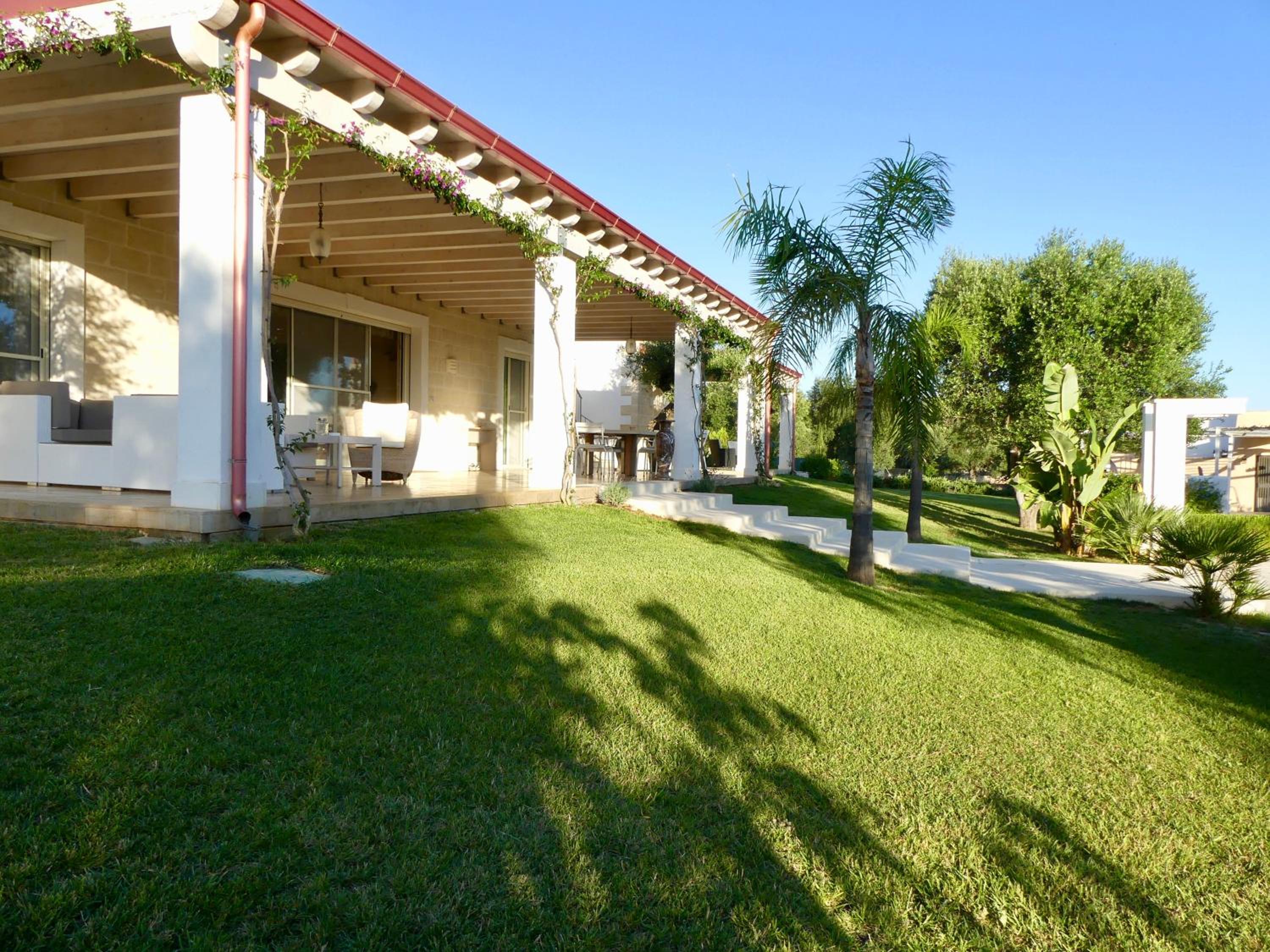 Villa M photo 2