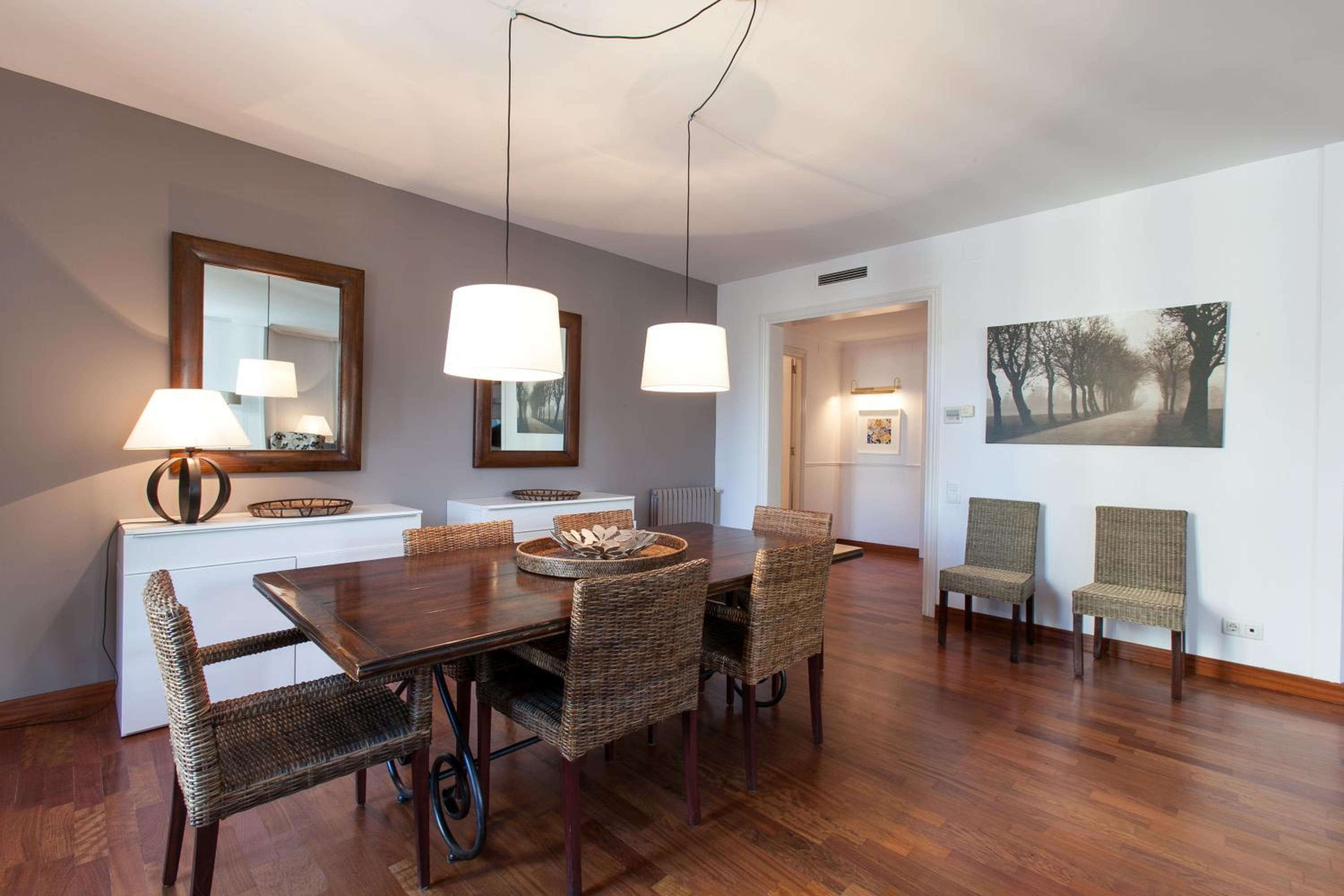 Serennia Apartamentos Ramblas - Plaça Catalunya