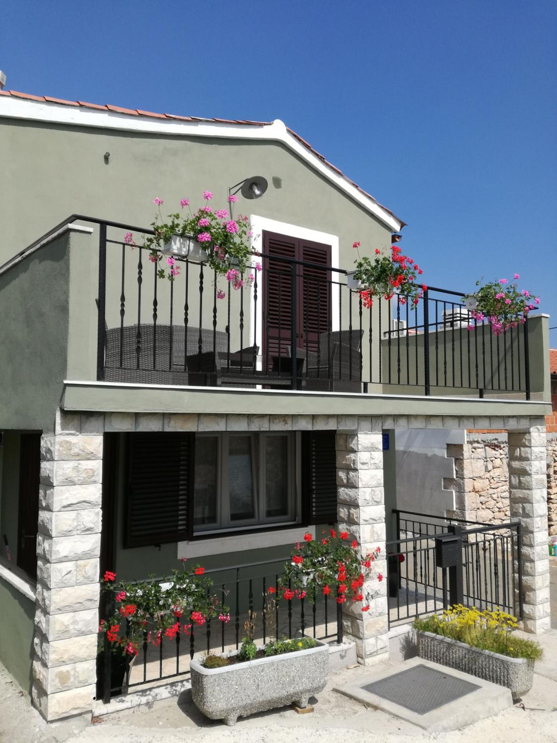 Apartment Tireli view 4