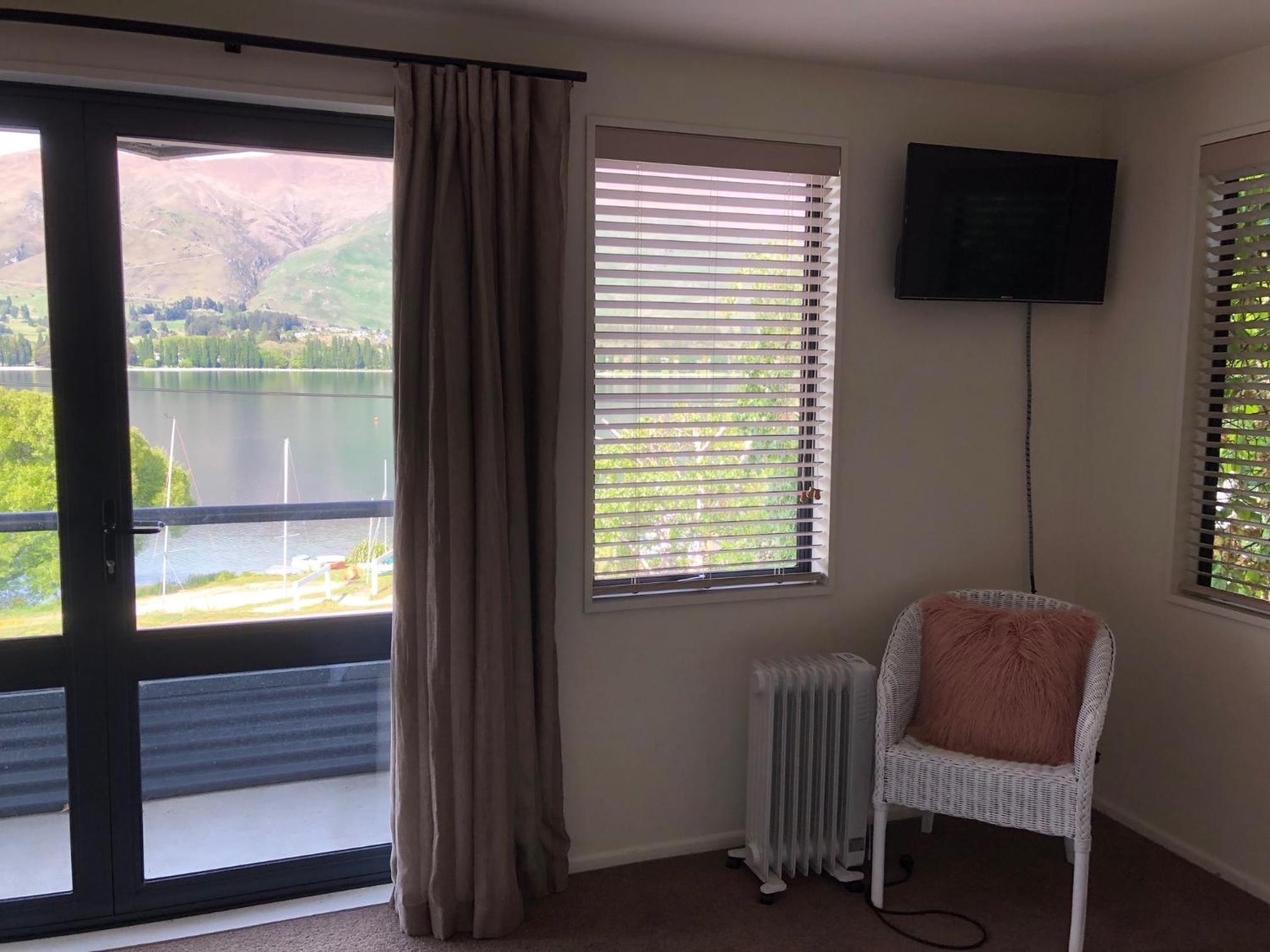 Luxury on Lakeside