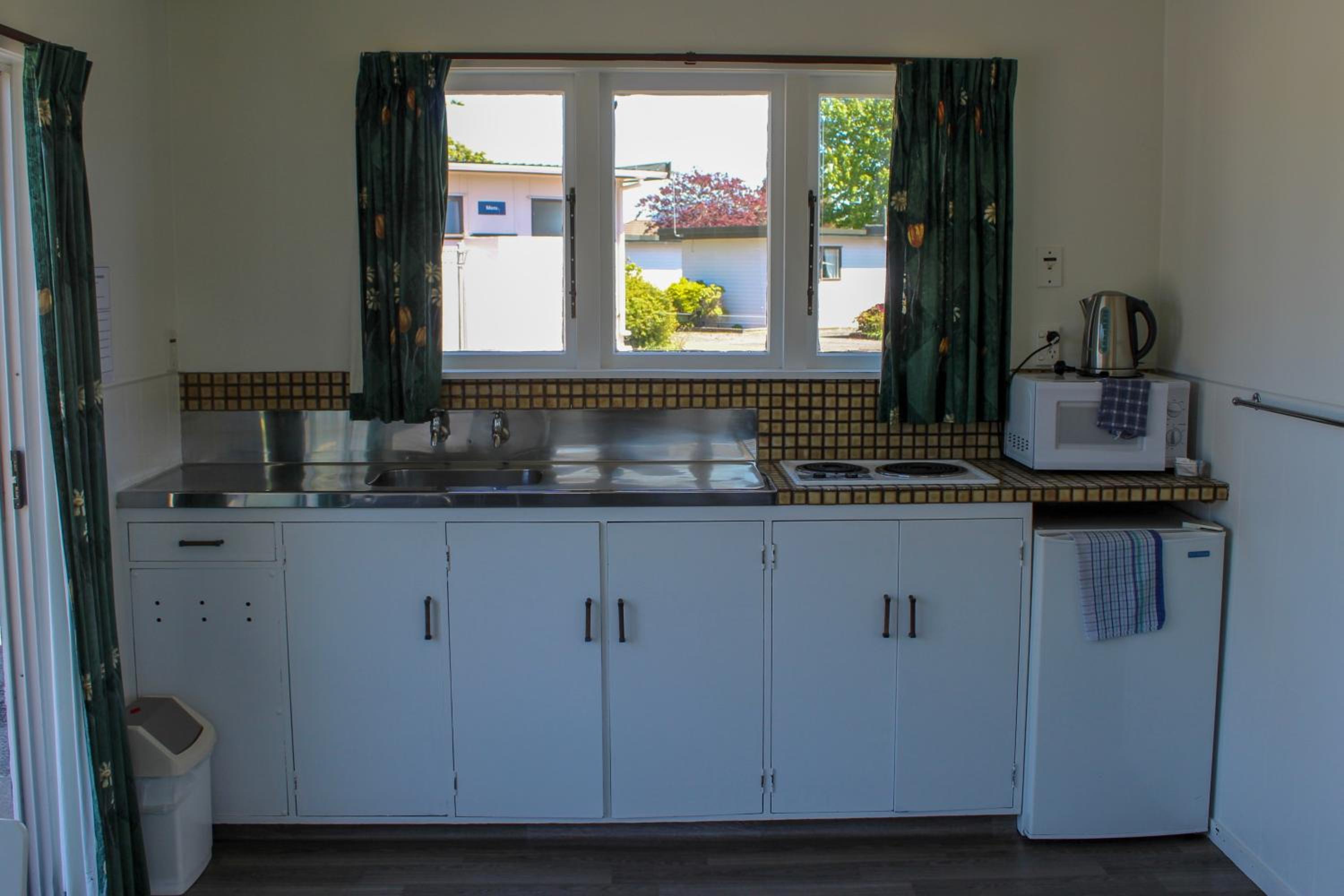 Holdens Bay Holiday Park