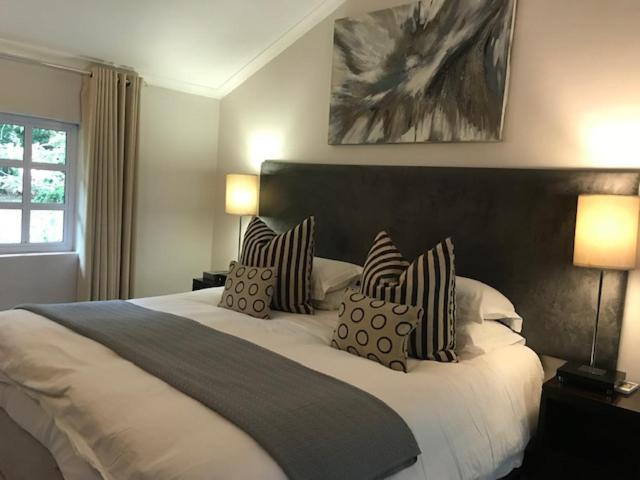 Valley Lodge