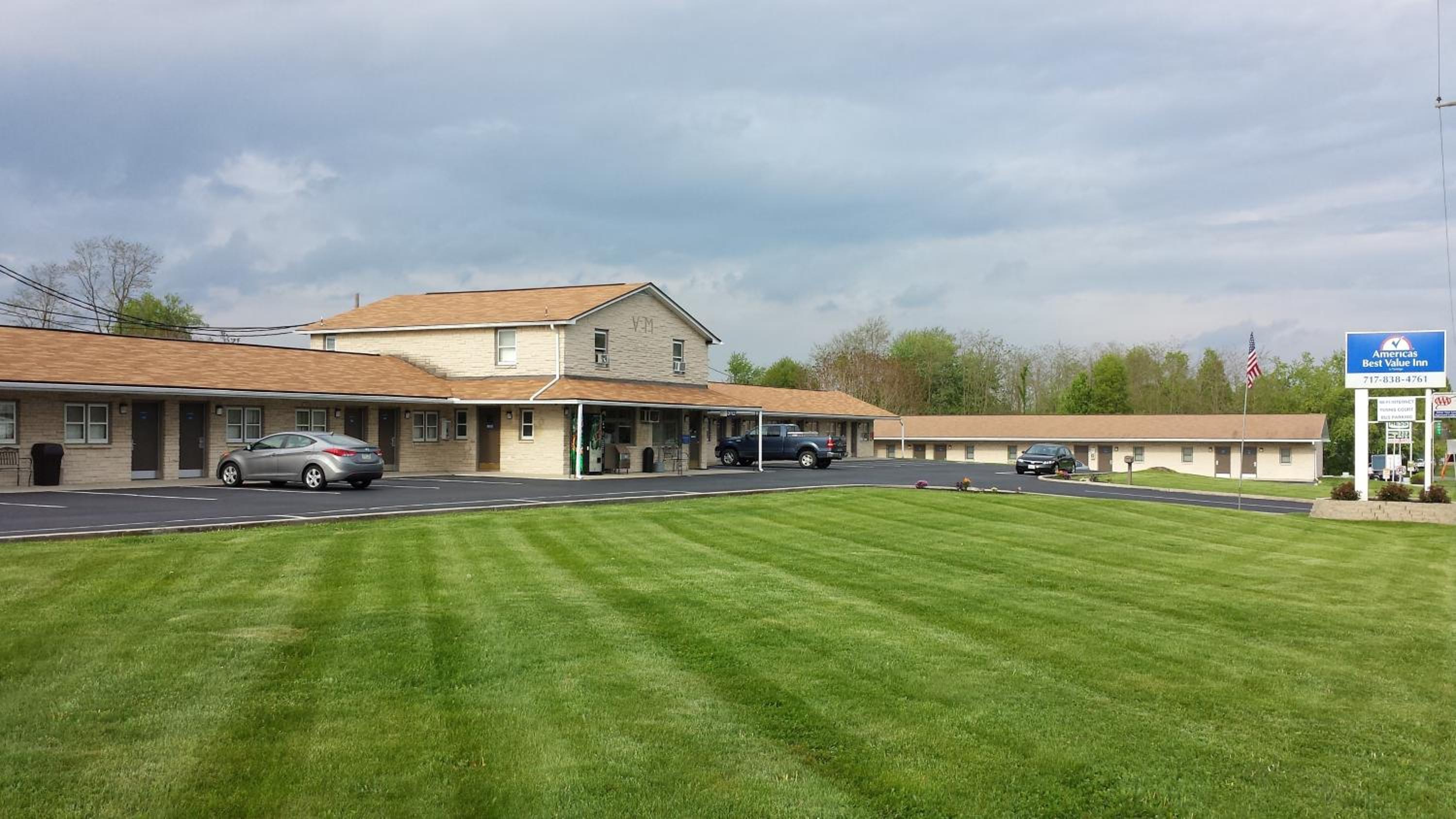 Americas Best Value Inn - Palmyra/Hershey view 2