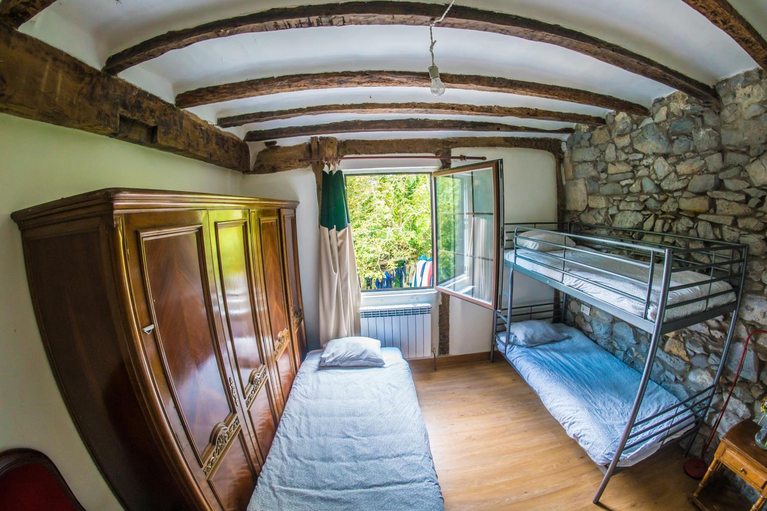 Surf Camp San Sebastian Partyhostel