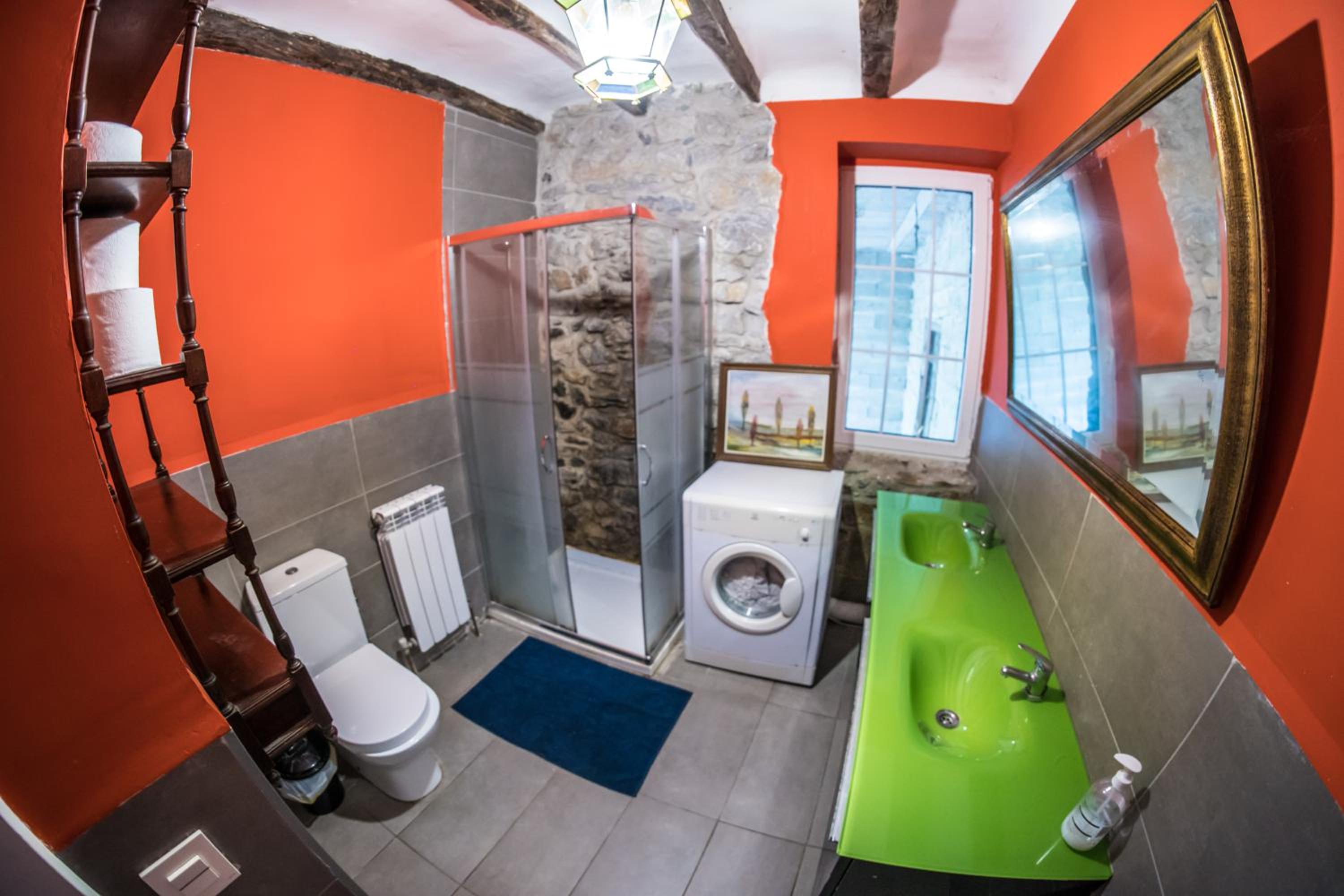 Surf Camp San Sebastian Partyhostel