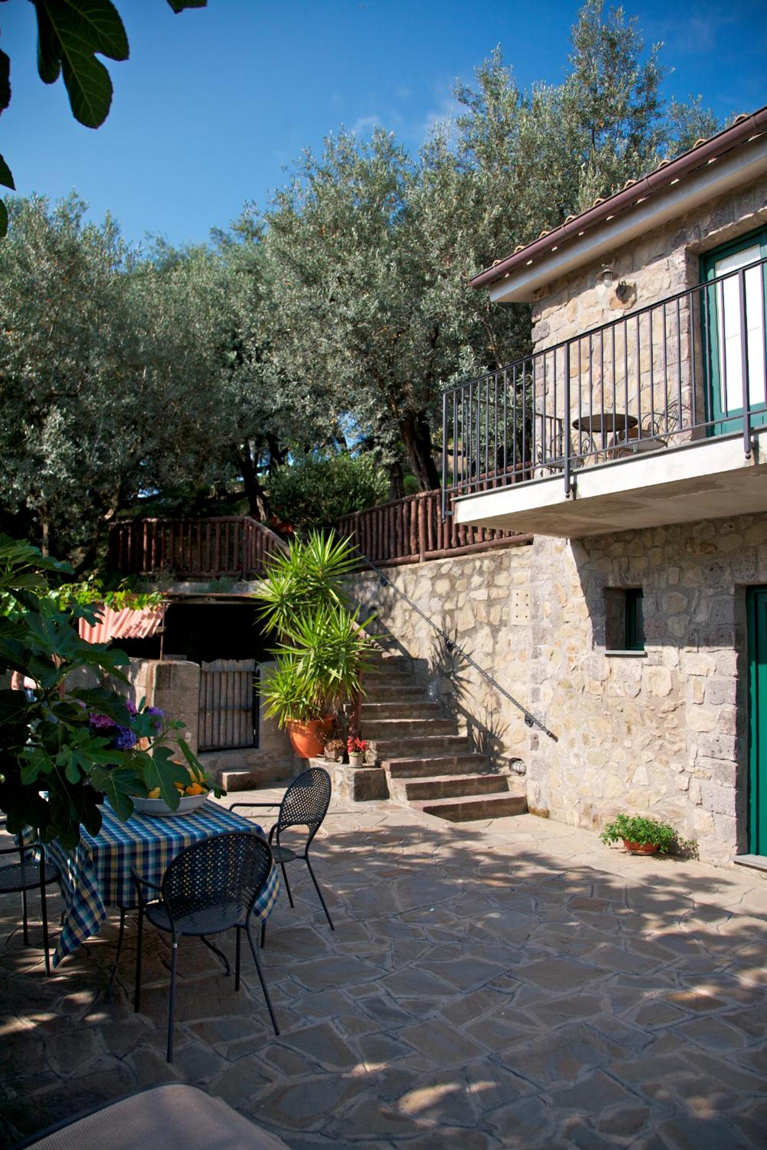 Agriturismo La Lobra