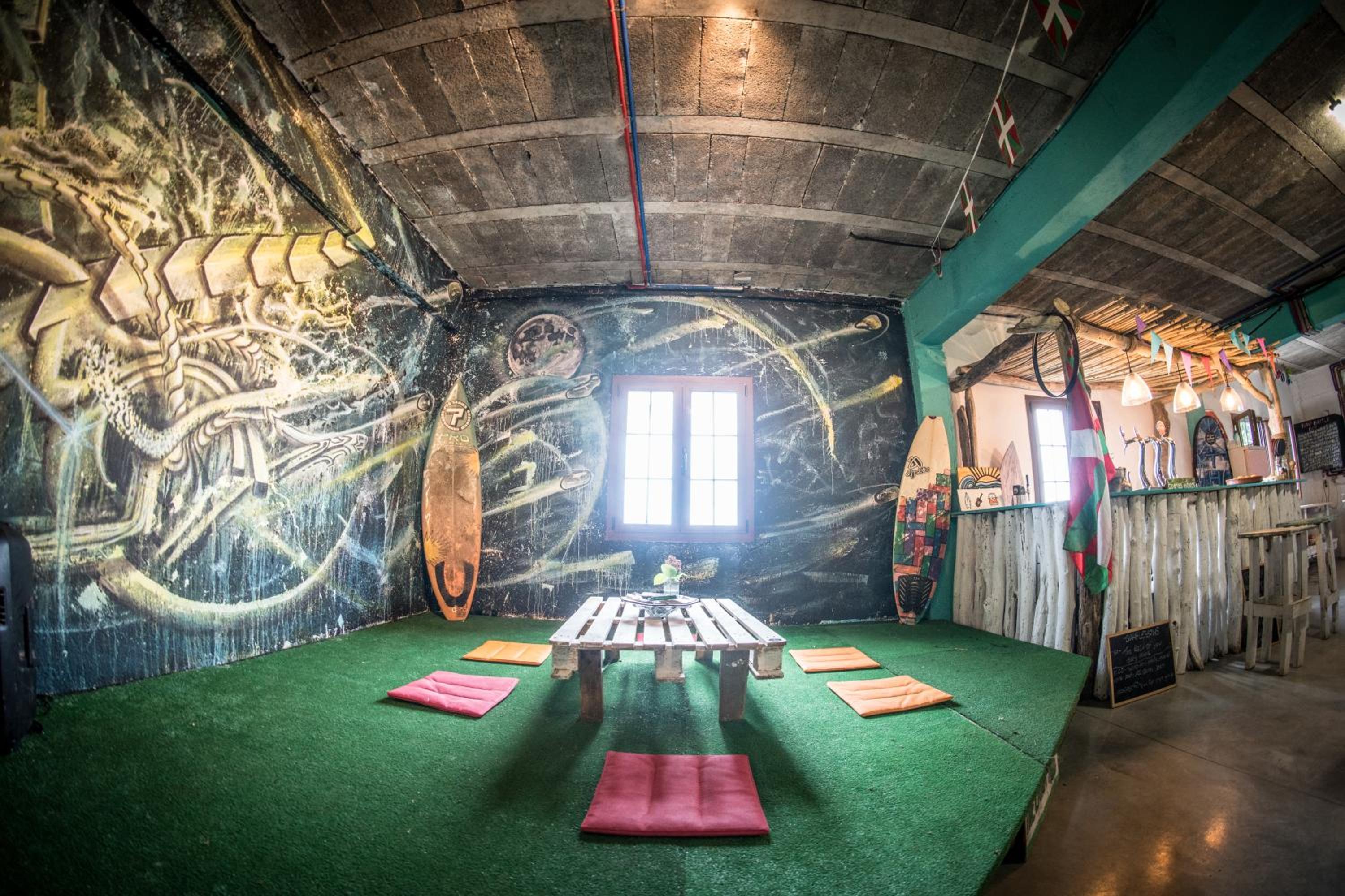 Surf Camp San Sebastian Partyhostel