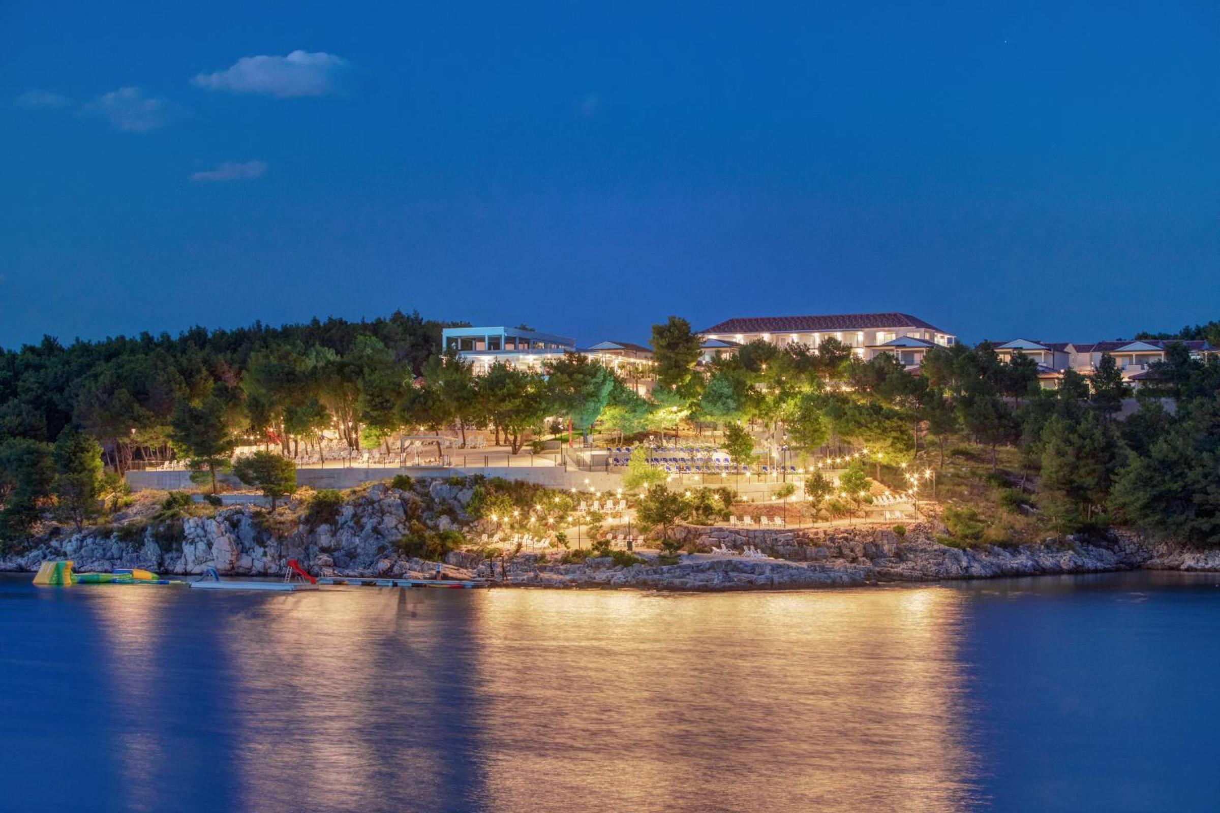 Gava Waterman Milna Resort – All Inclusive