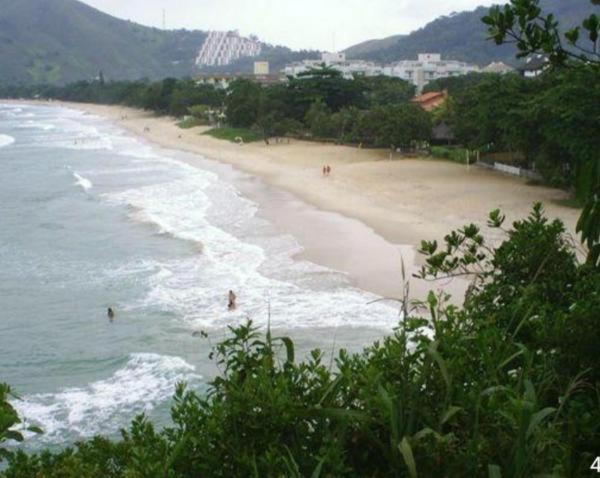 Ubatuba Apto. Wembley Tênis