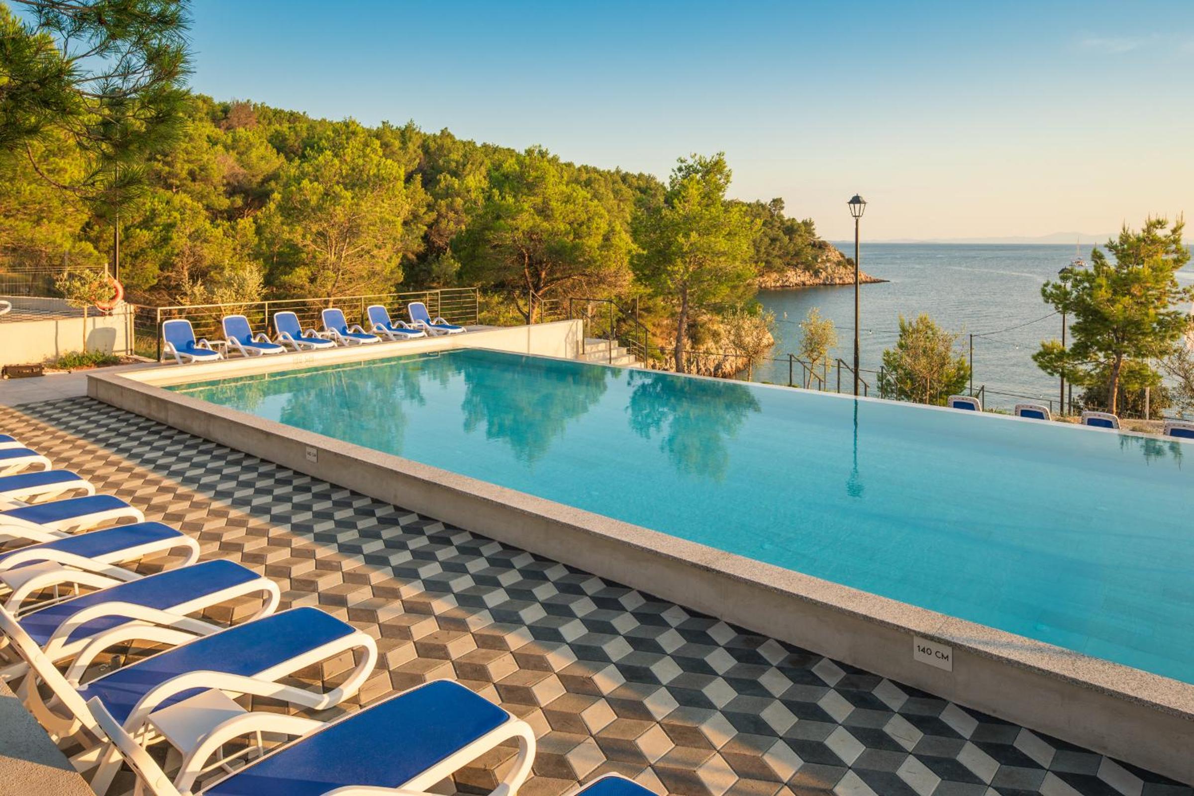 Gava Waterman Milna Resort – All Inclusive