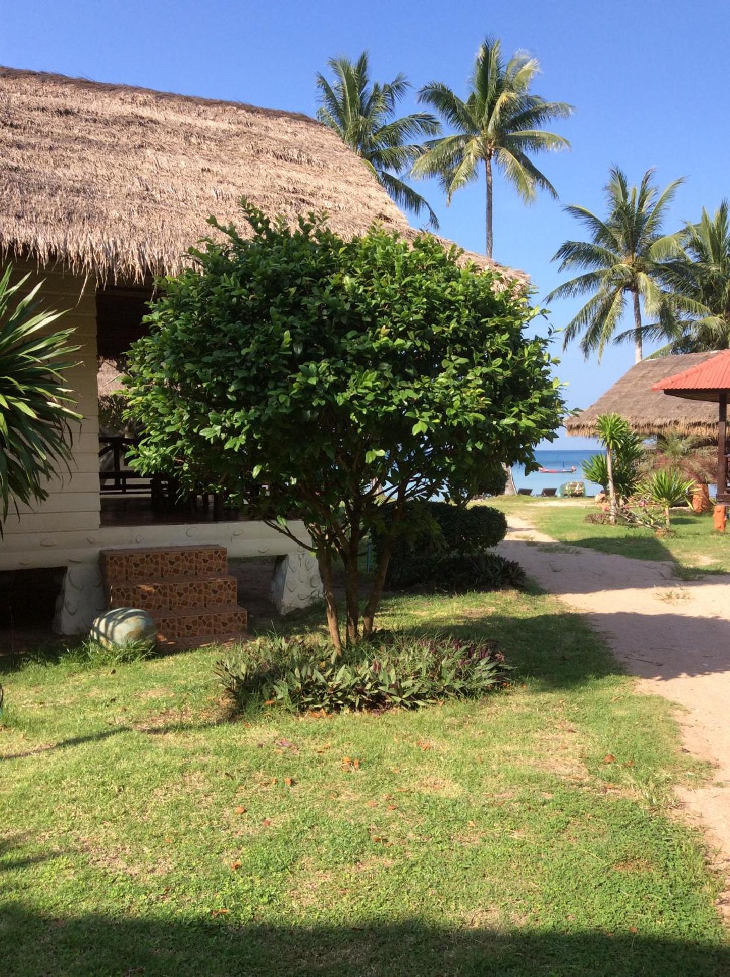 Bow Thong Beach Resort