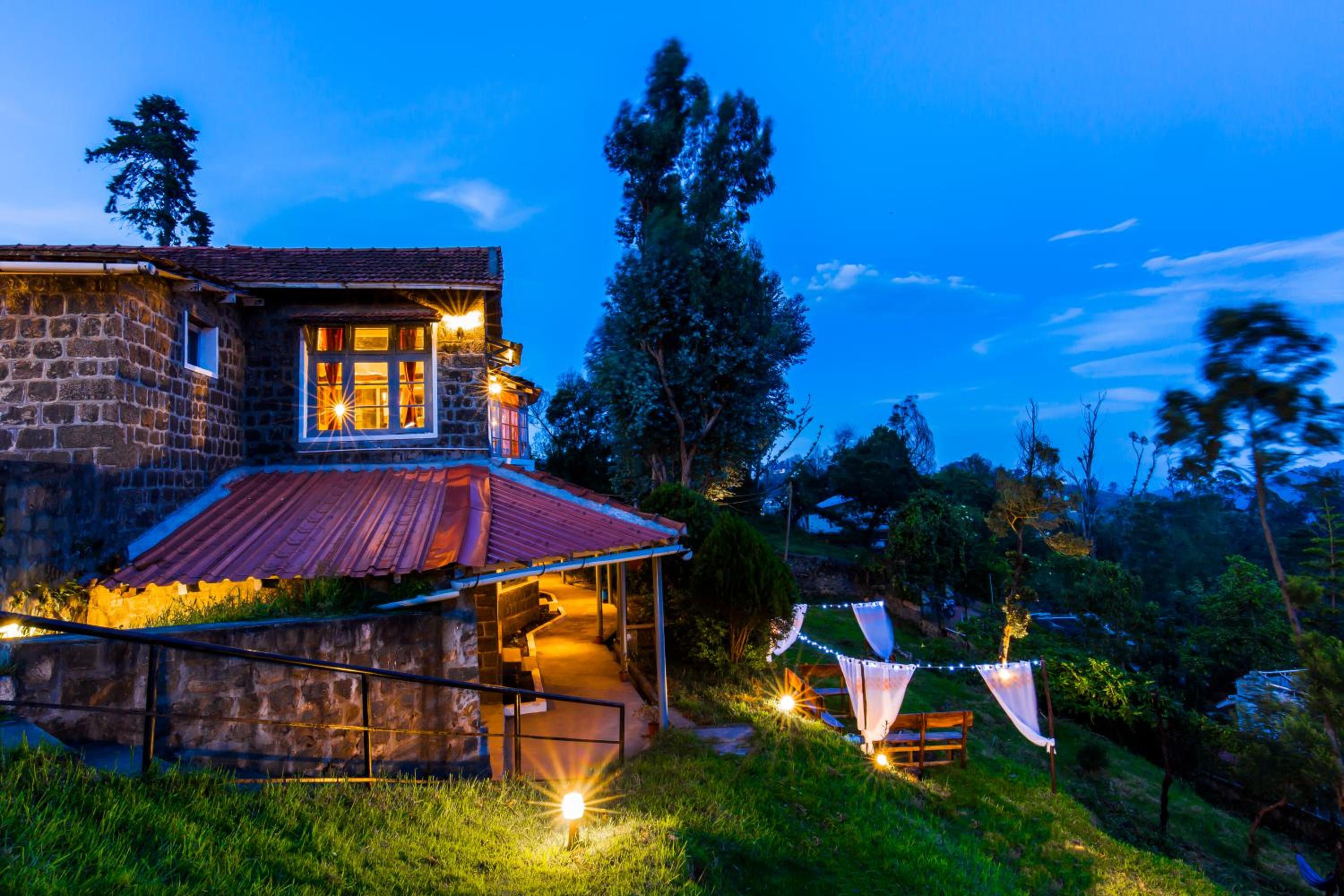 Zostel Kodaikanal view 4