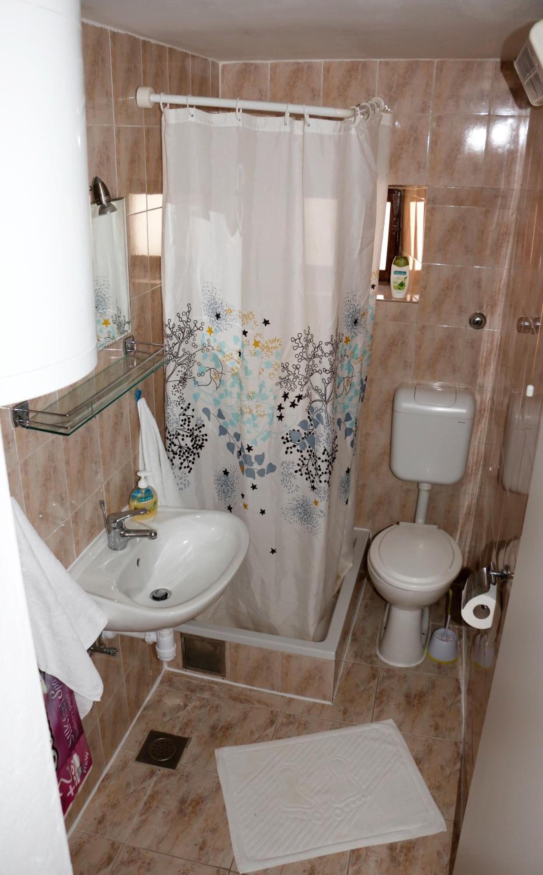 Photo 25