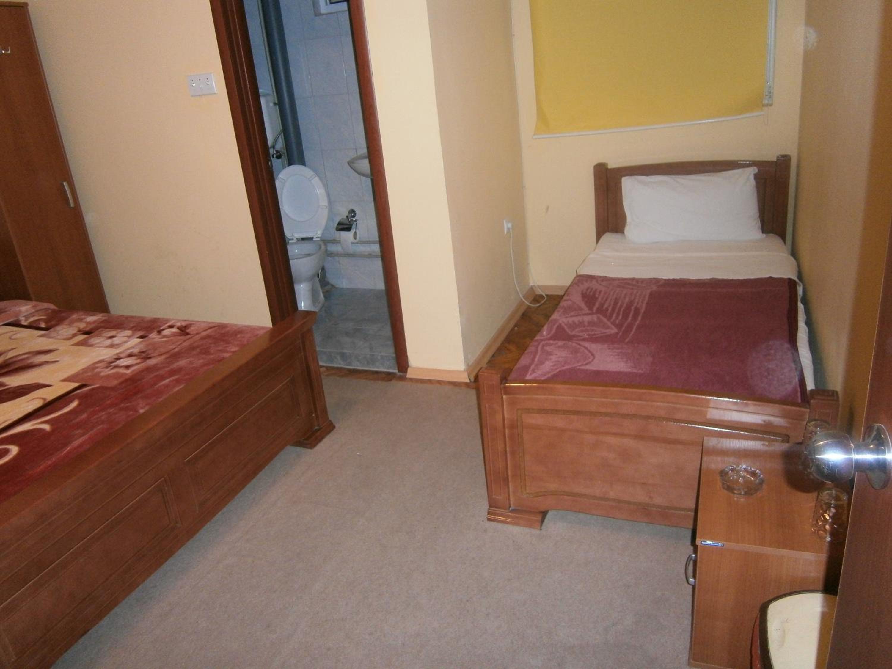 Photo 11