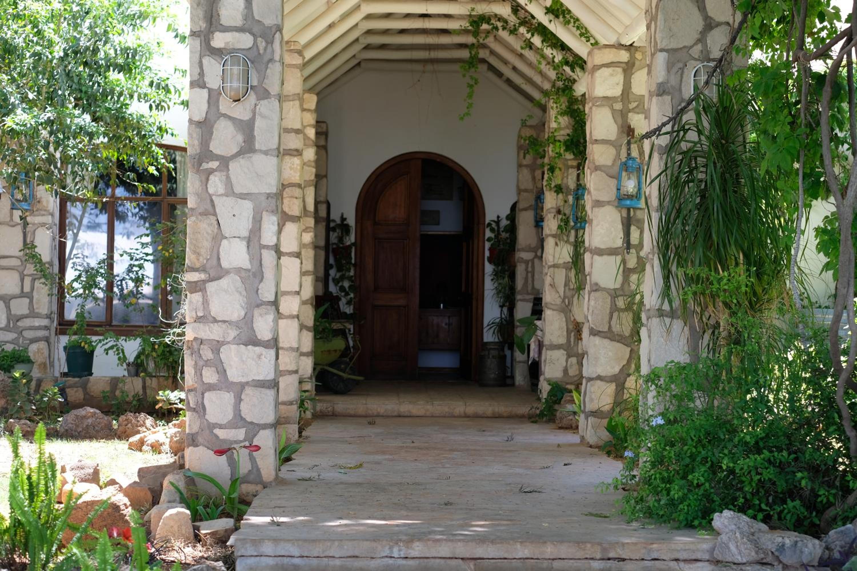 Gondwana Kalahari Farmhouse