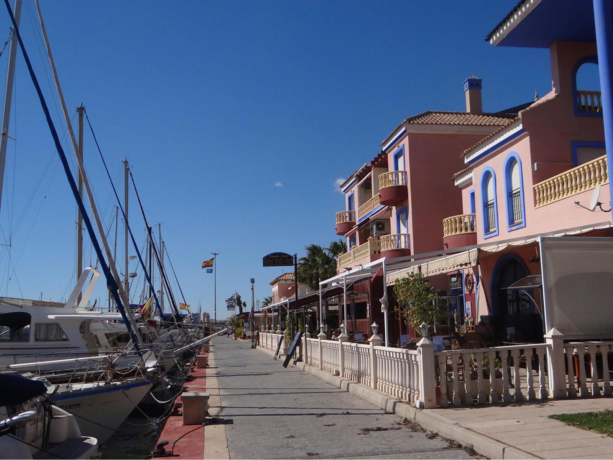 Apartamentos Marina Internacional