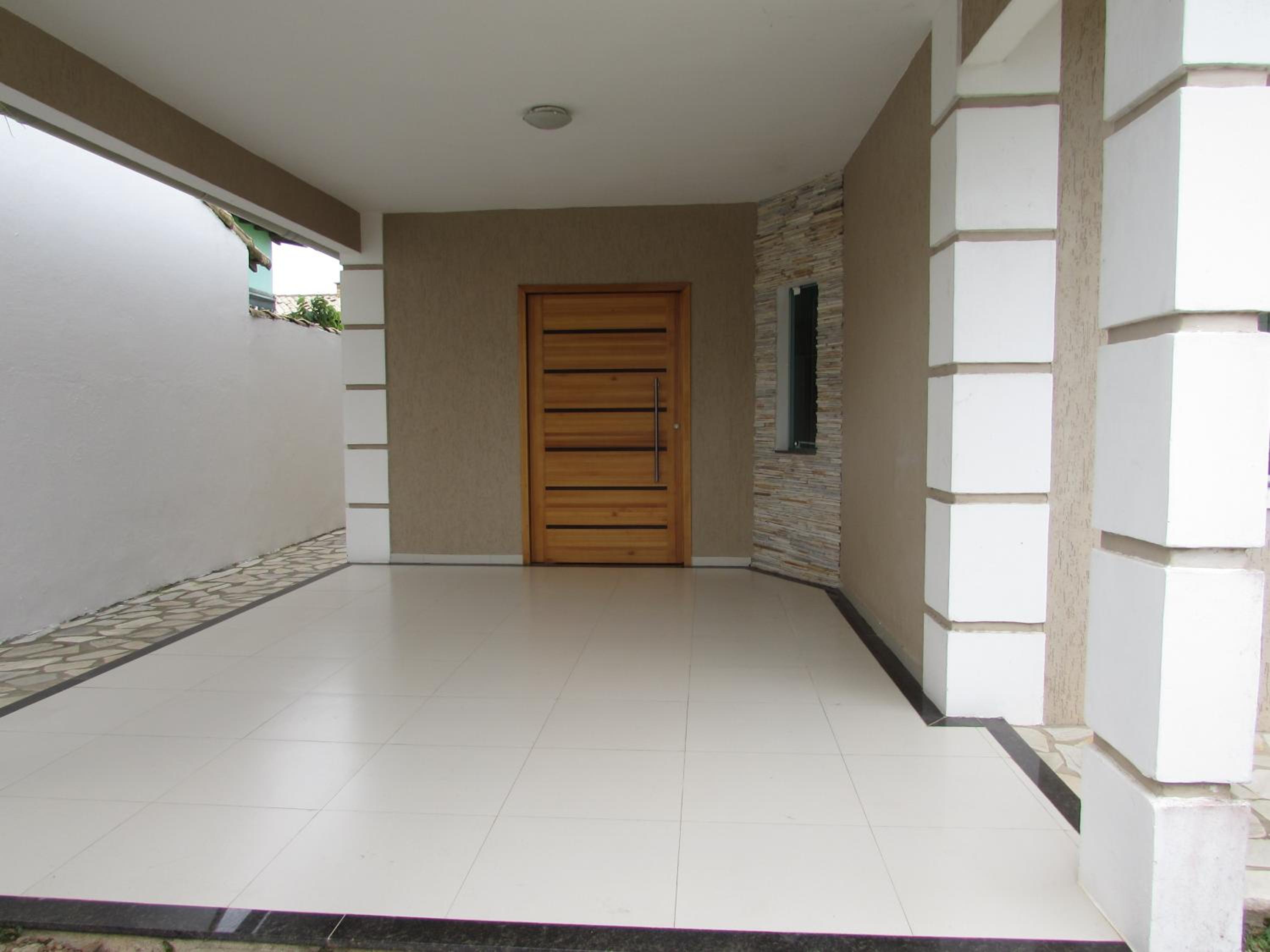 Holiday House With Pool