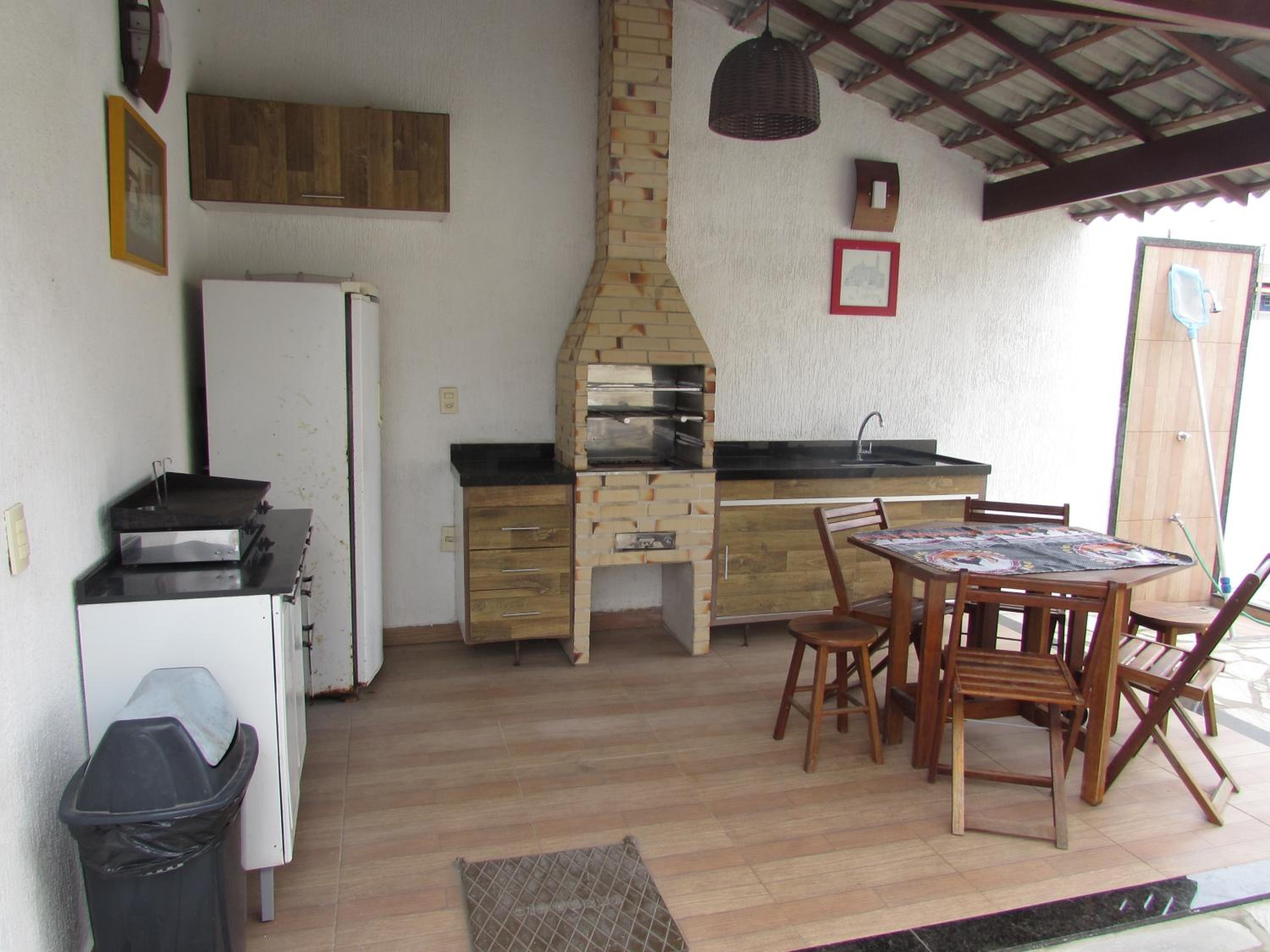 Holiday House With Pool