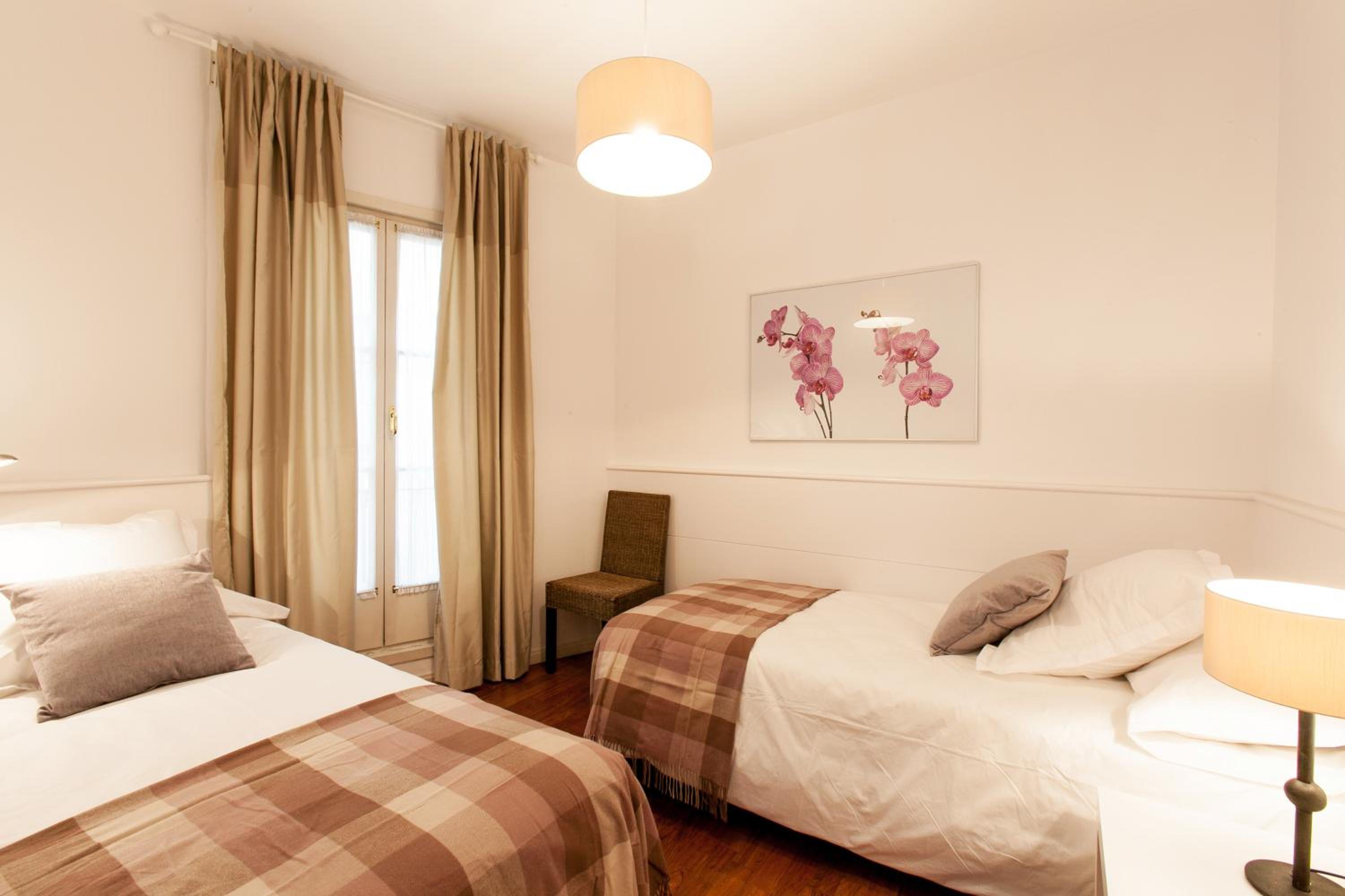 Serennia Apartamentos Ramblas - Plaça Catalunya