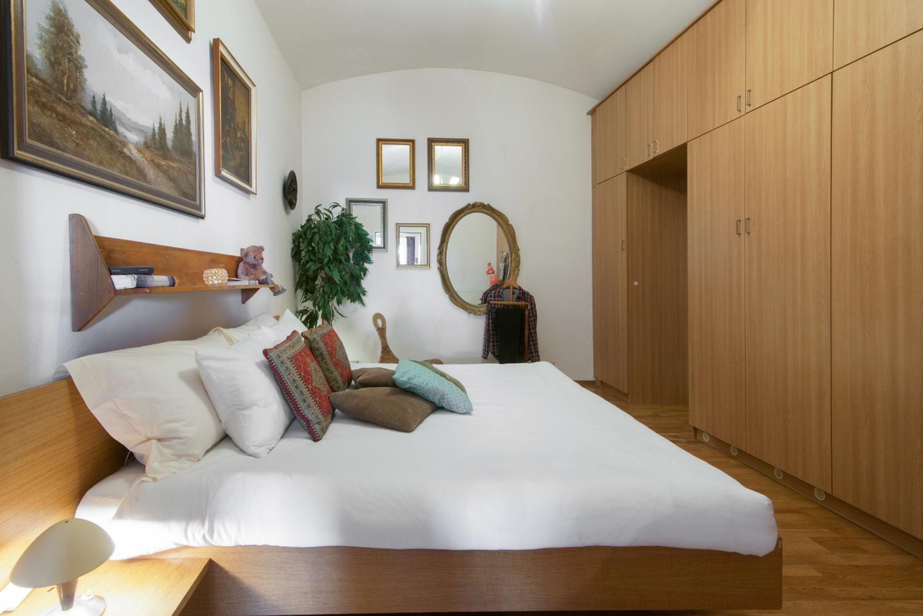 Victoria Design Stays - Apartment Rehorova