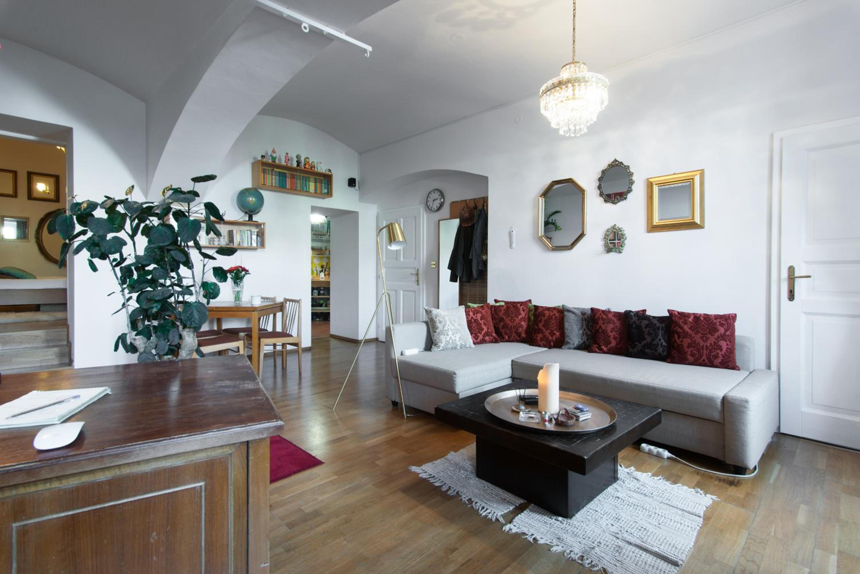 Victoria Design Stays - Apartment Rehorova