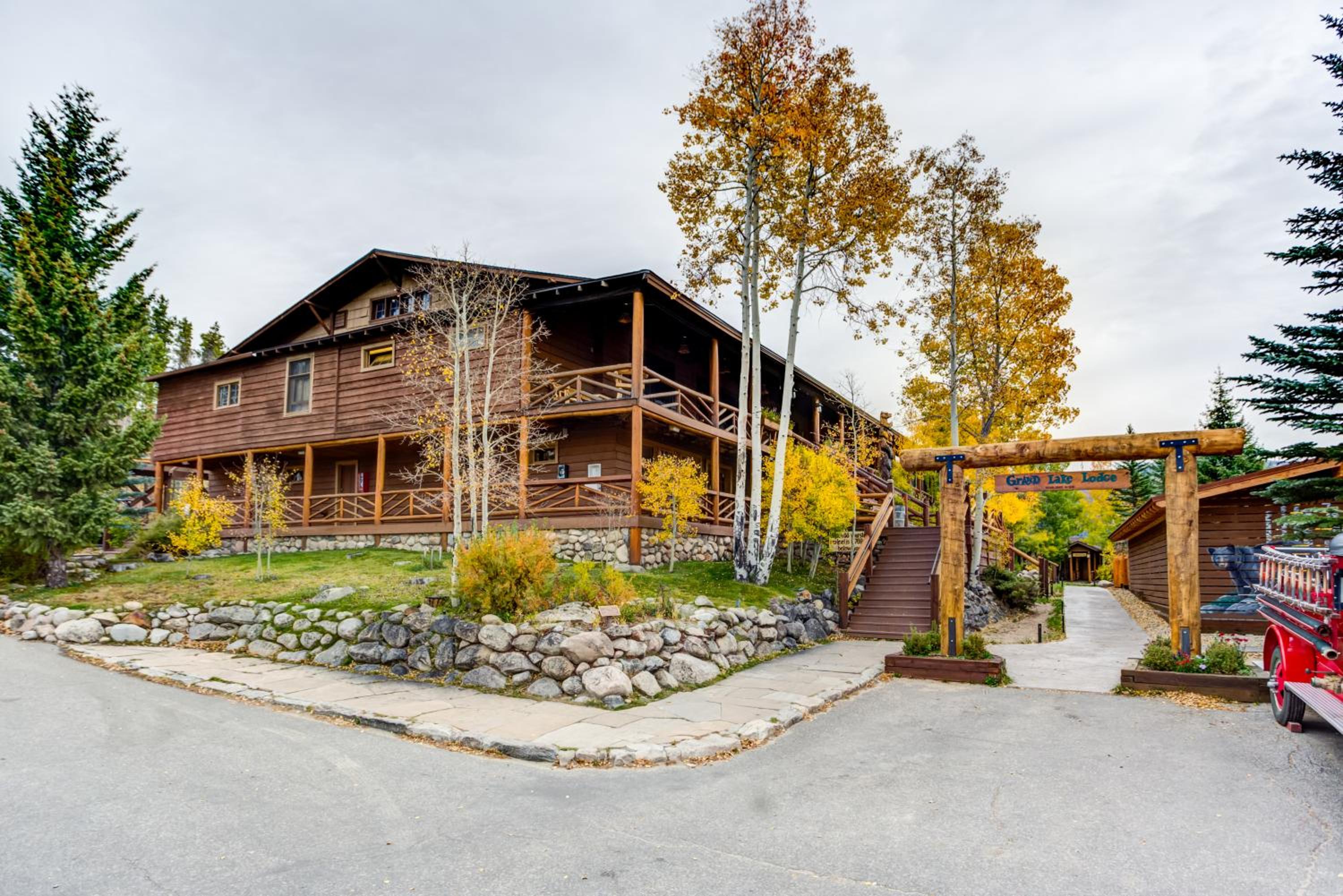 Hotel Grand Lake Lodge