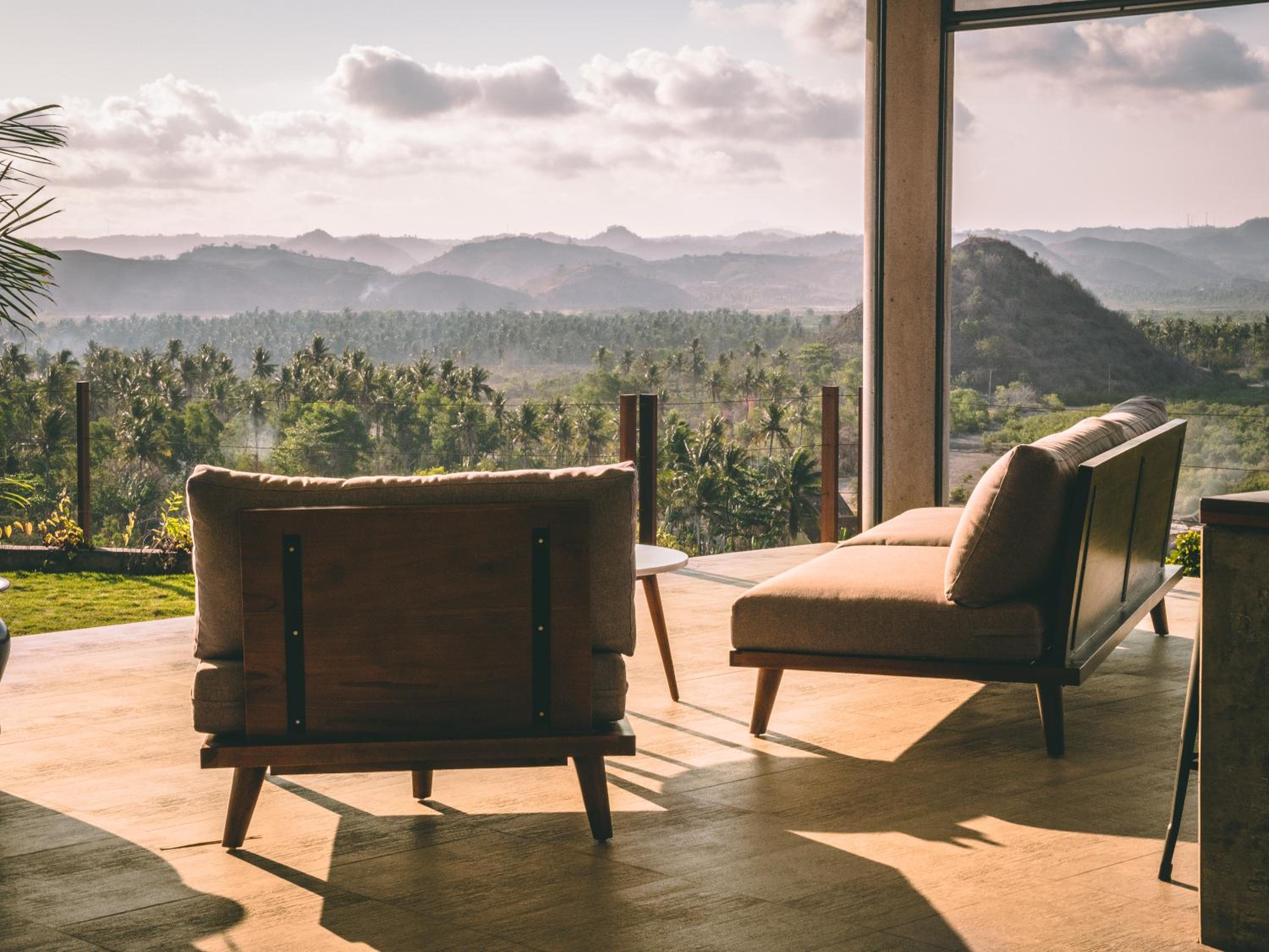 Villa Strata view 4