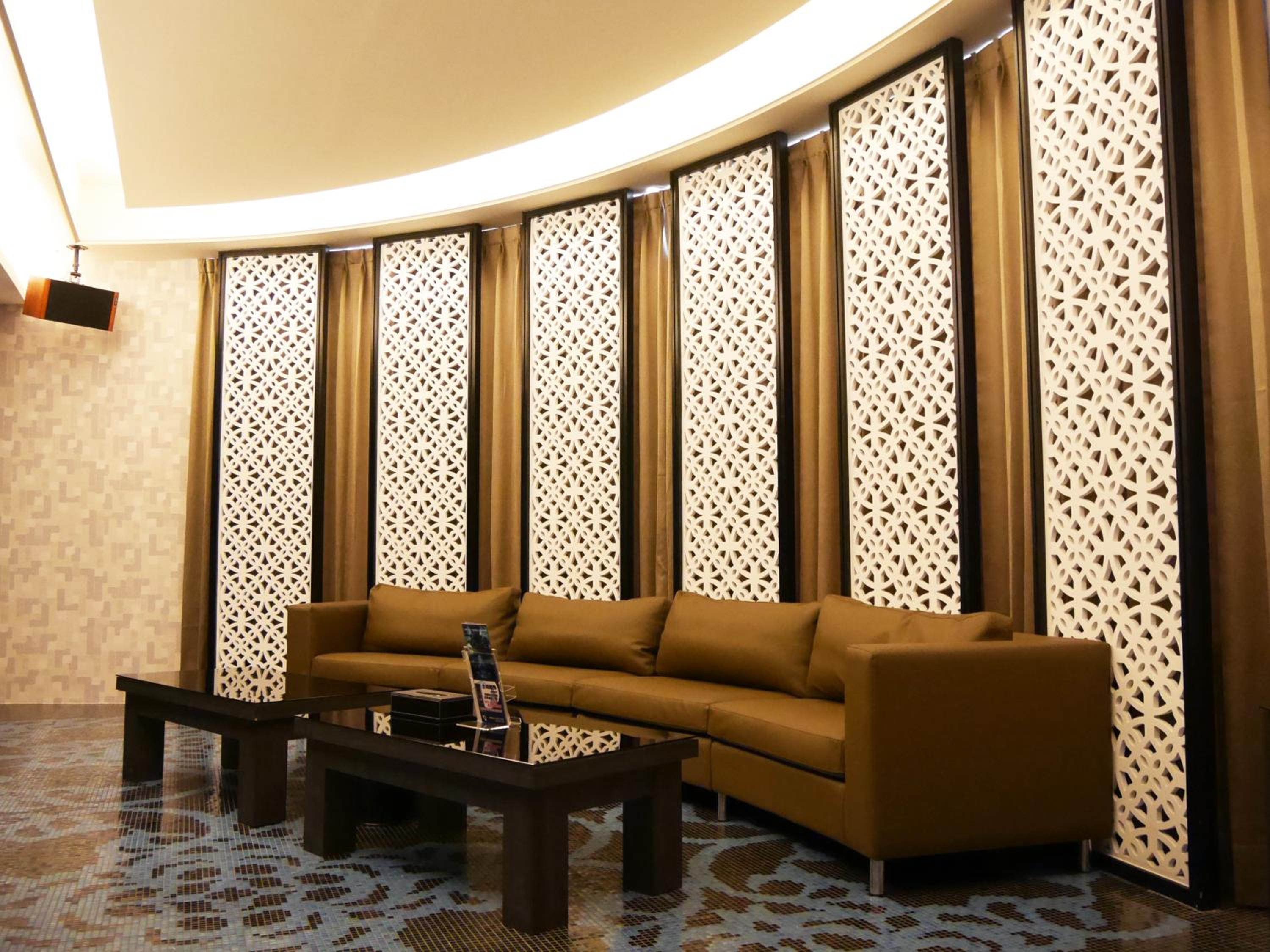 Refinement Motel