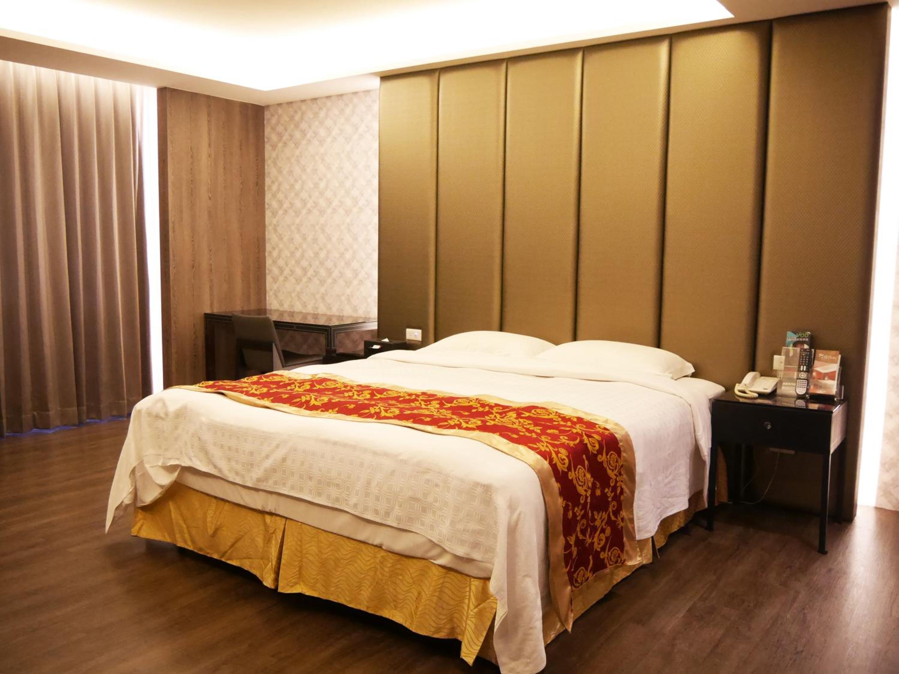 Refinement Motel