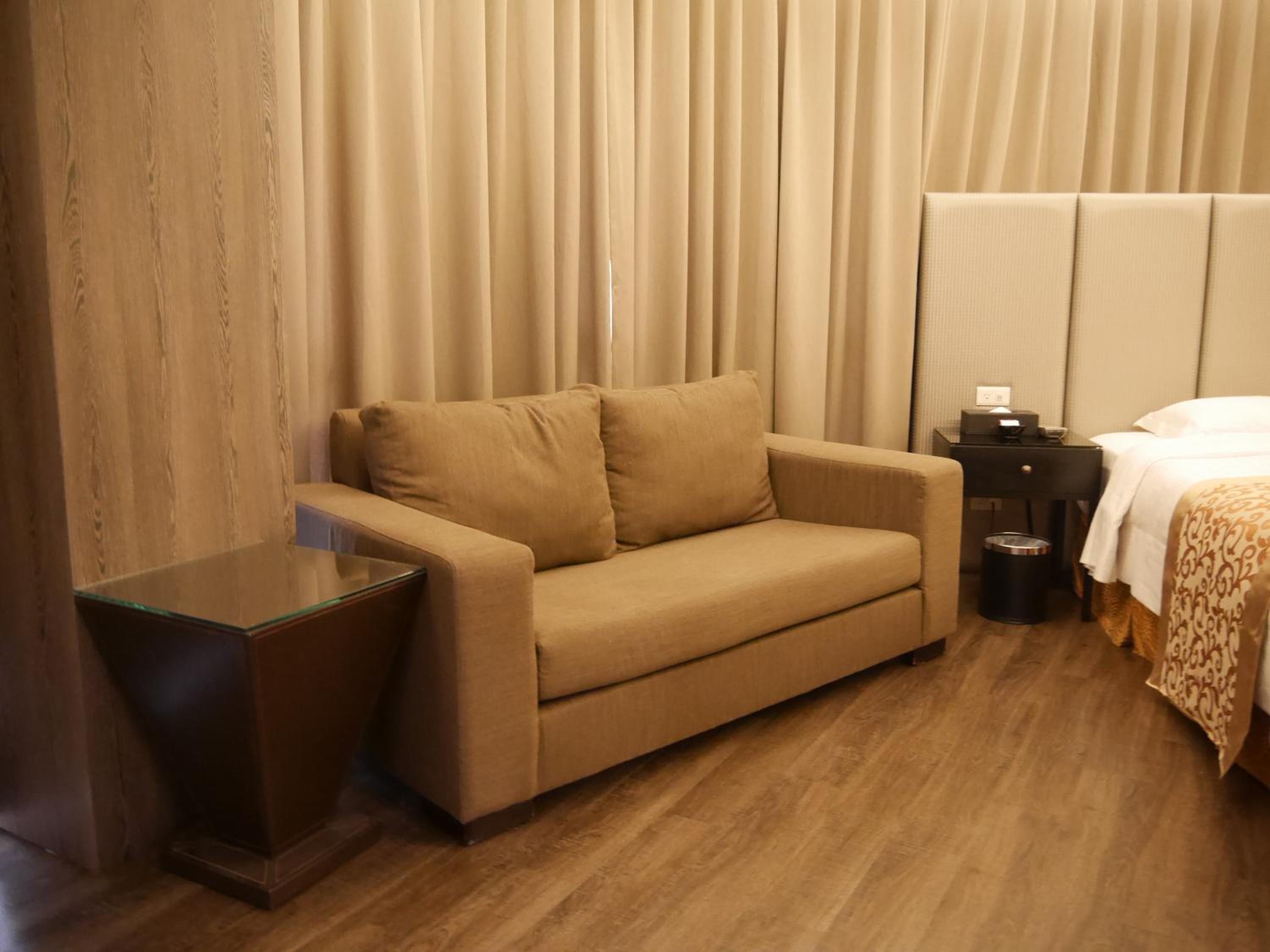 Refinement Motel