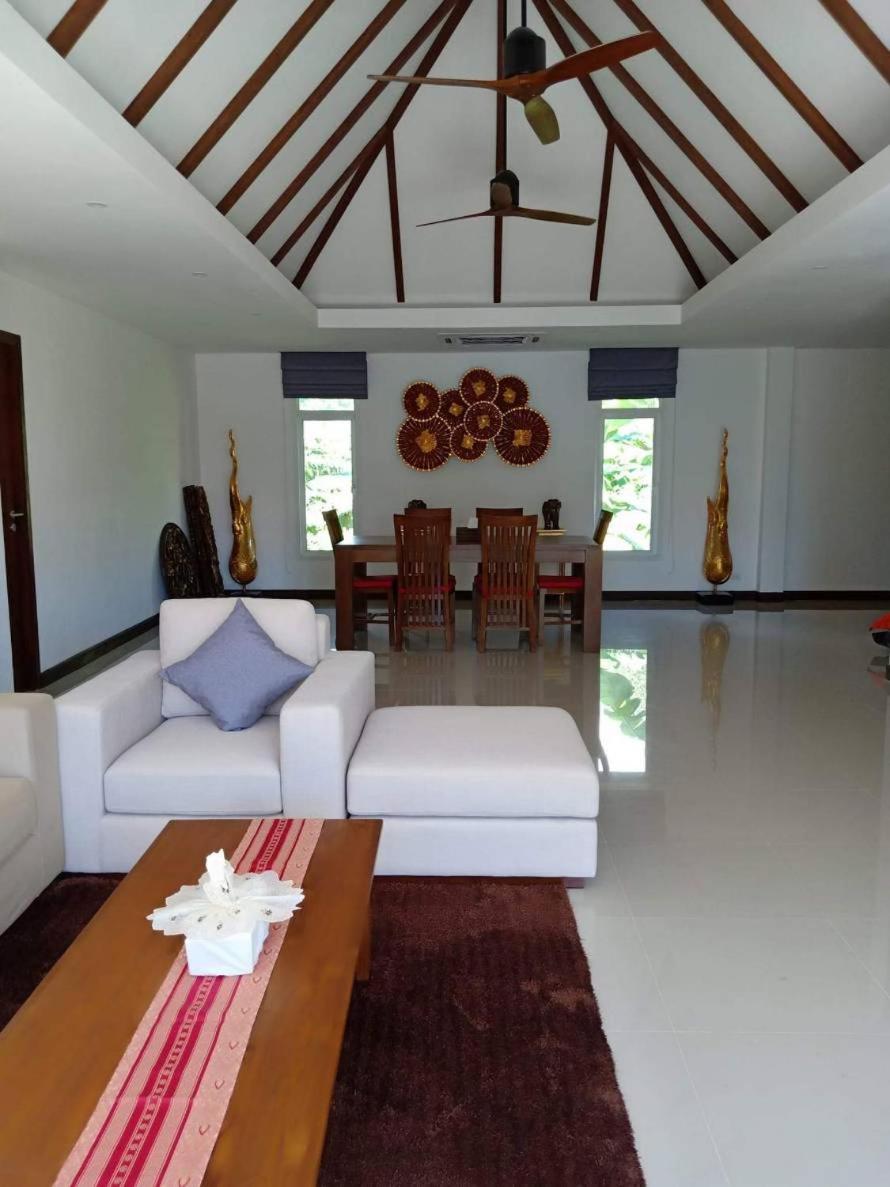 JJ Queen Villa and Spa Kohyaonoi