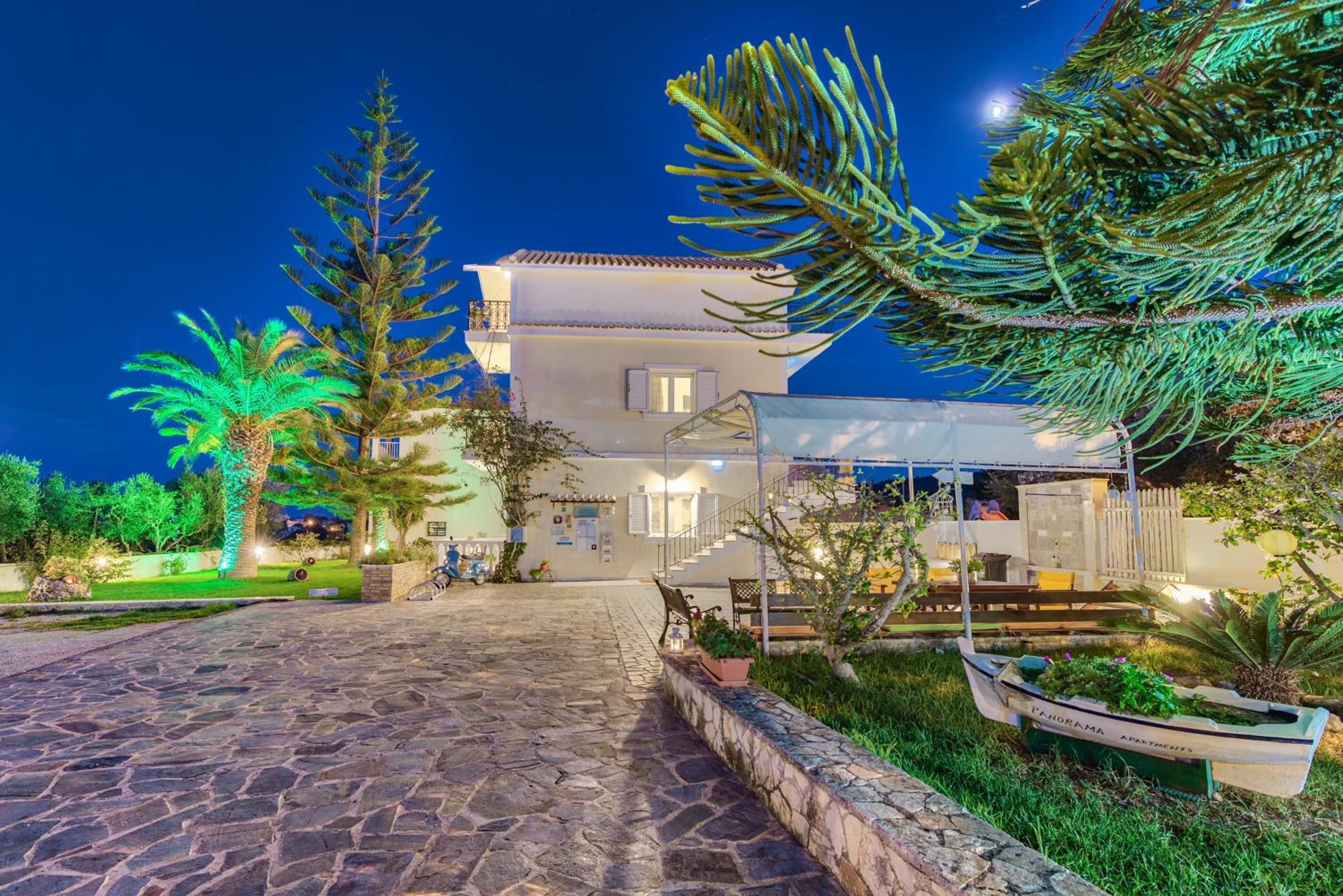 Panorama Studios & Apartments