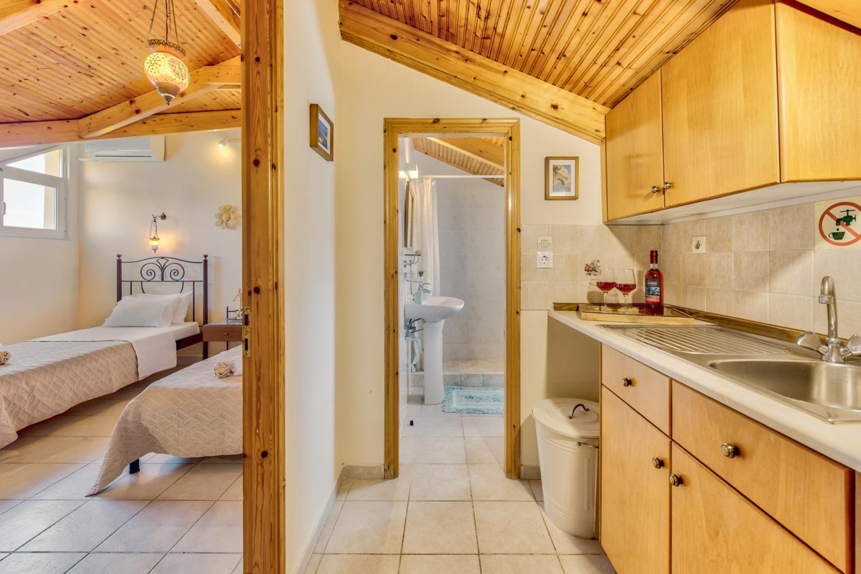 Panorama Studios & Apartments